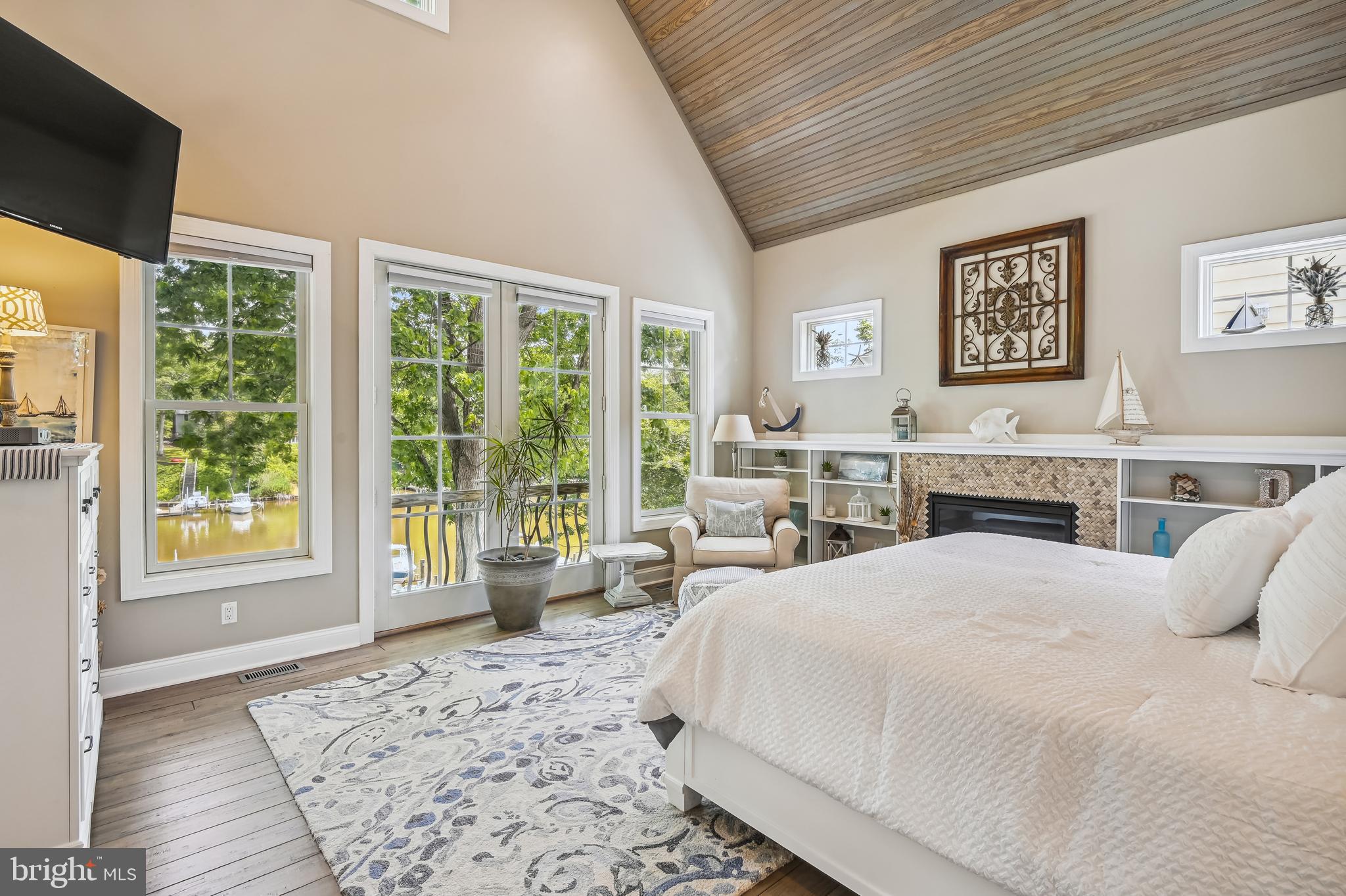 SHORE ACRES - Residential