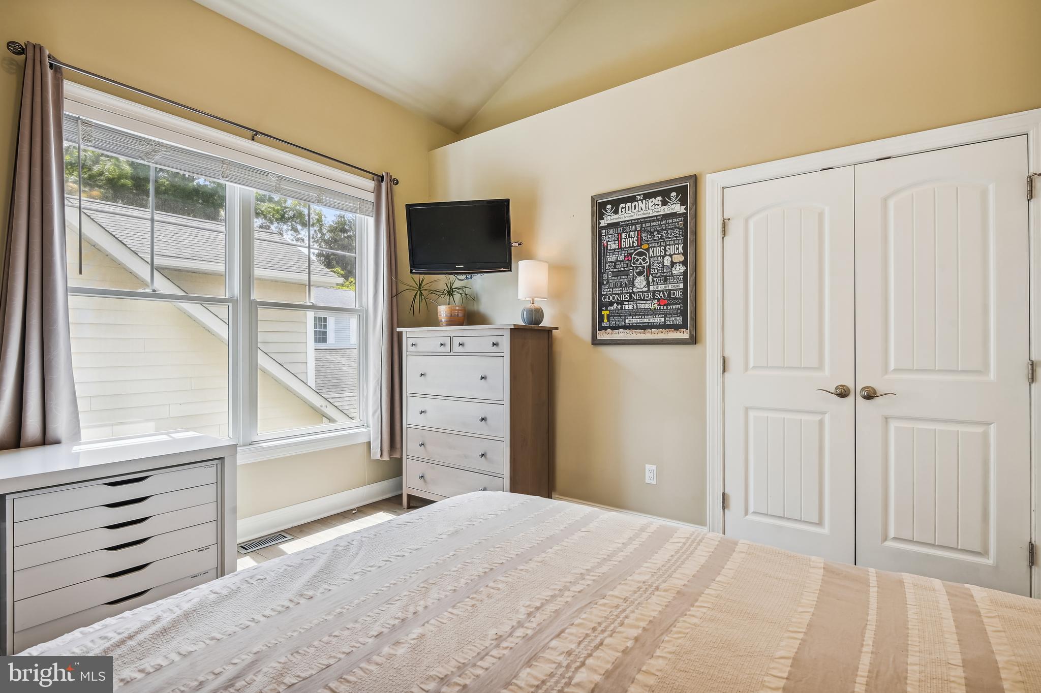 SHORE ACRES - Residential