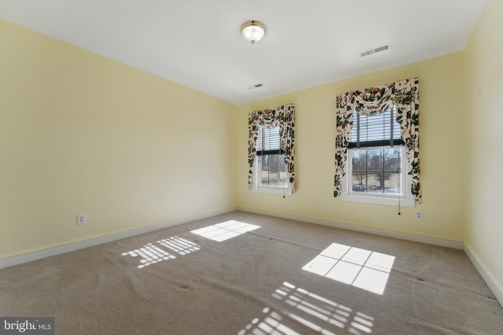 CLAIRMONT MANOR - Residential