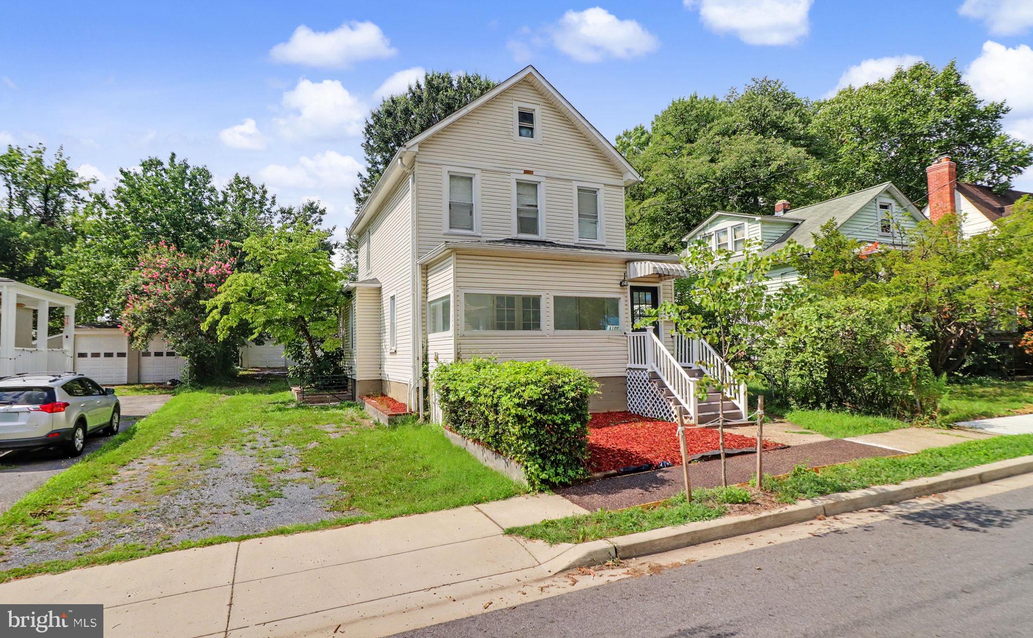 3107 UPSHUR STREET