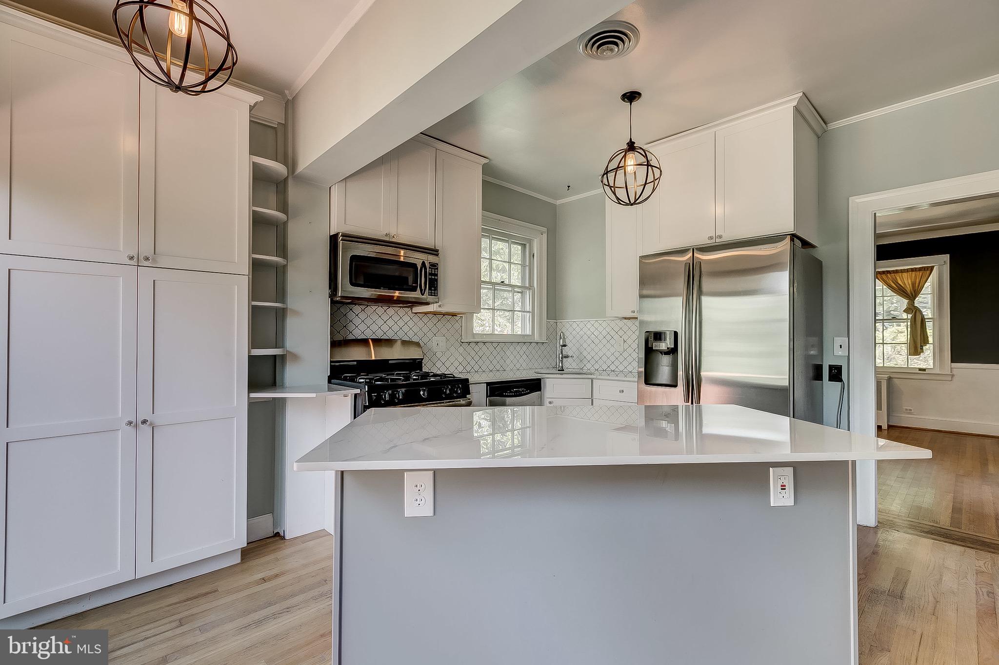 HUNTING RIDGE HISTORIC DISTRICT - Residential