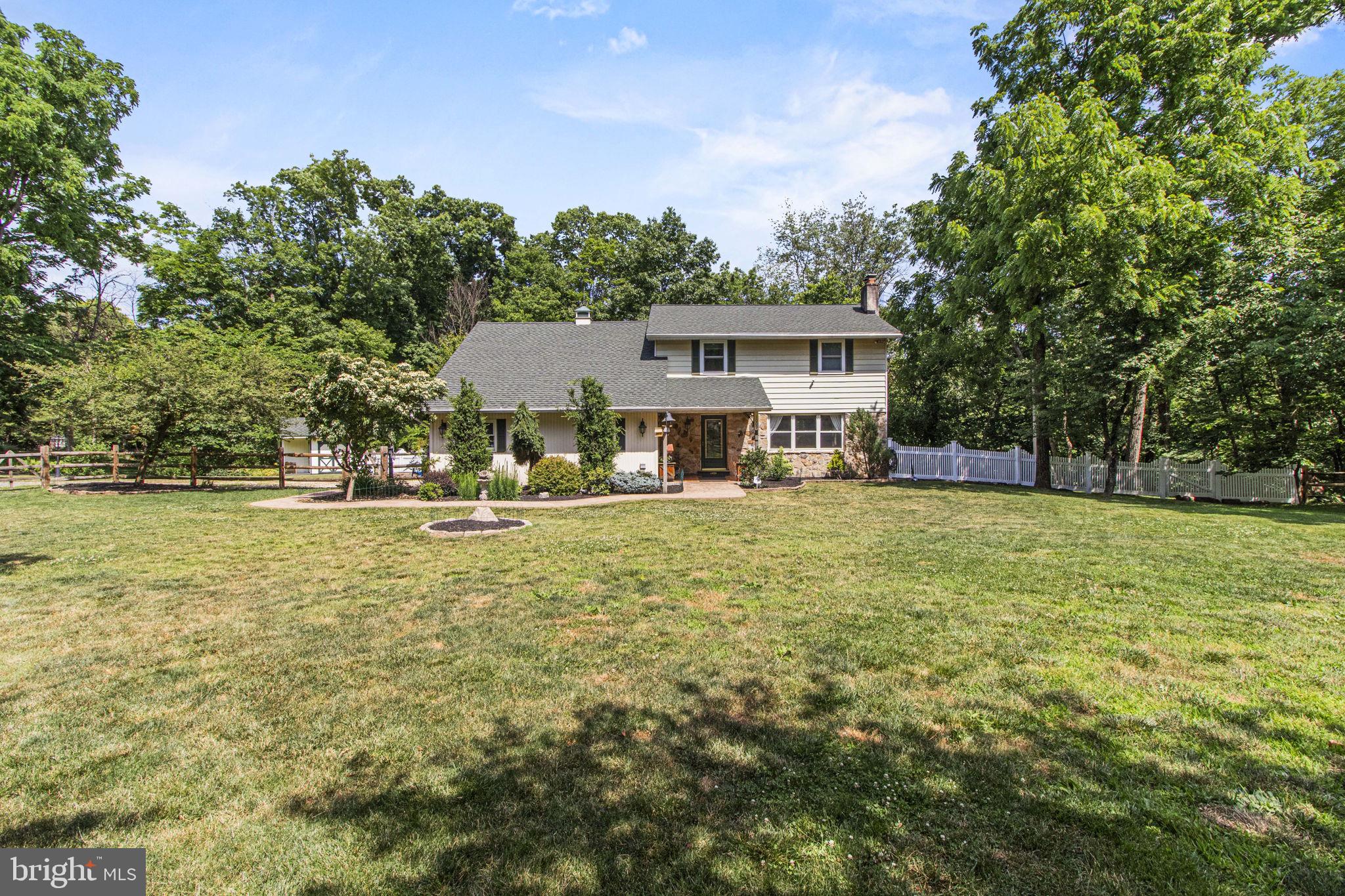 SUNNYSIDE FARMS - Residential