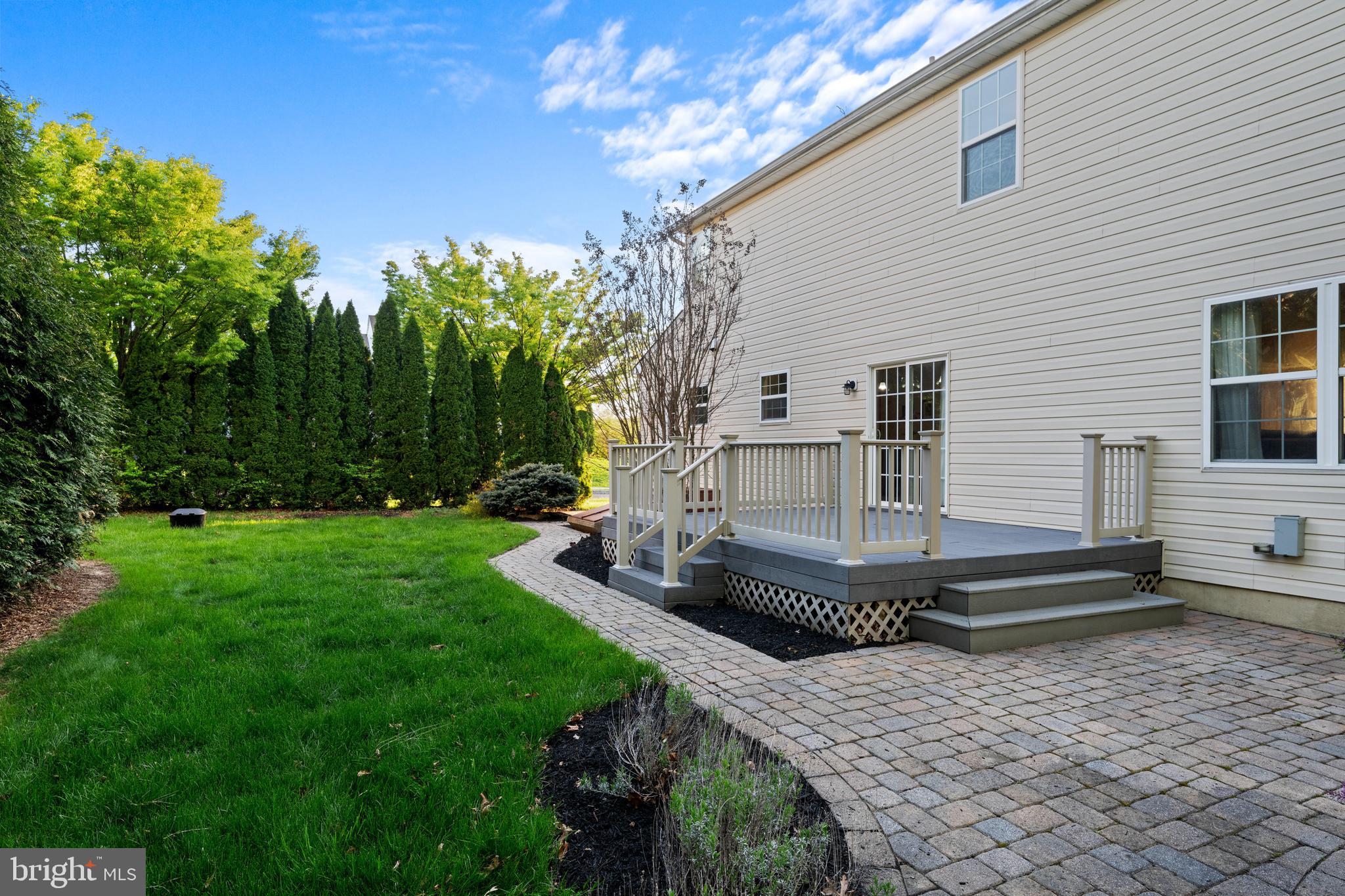 419 TOWNSEND DRIVE