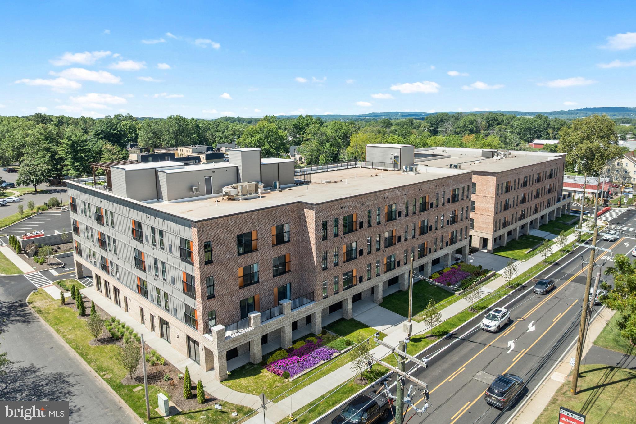 144 N MAIN STREET 2A