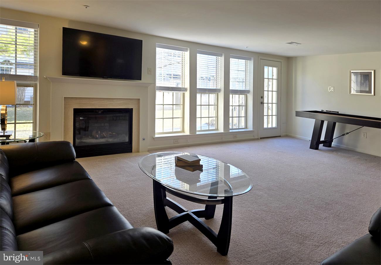 SUMMER HILL - Residential Lease