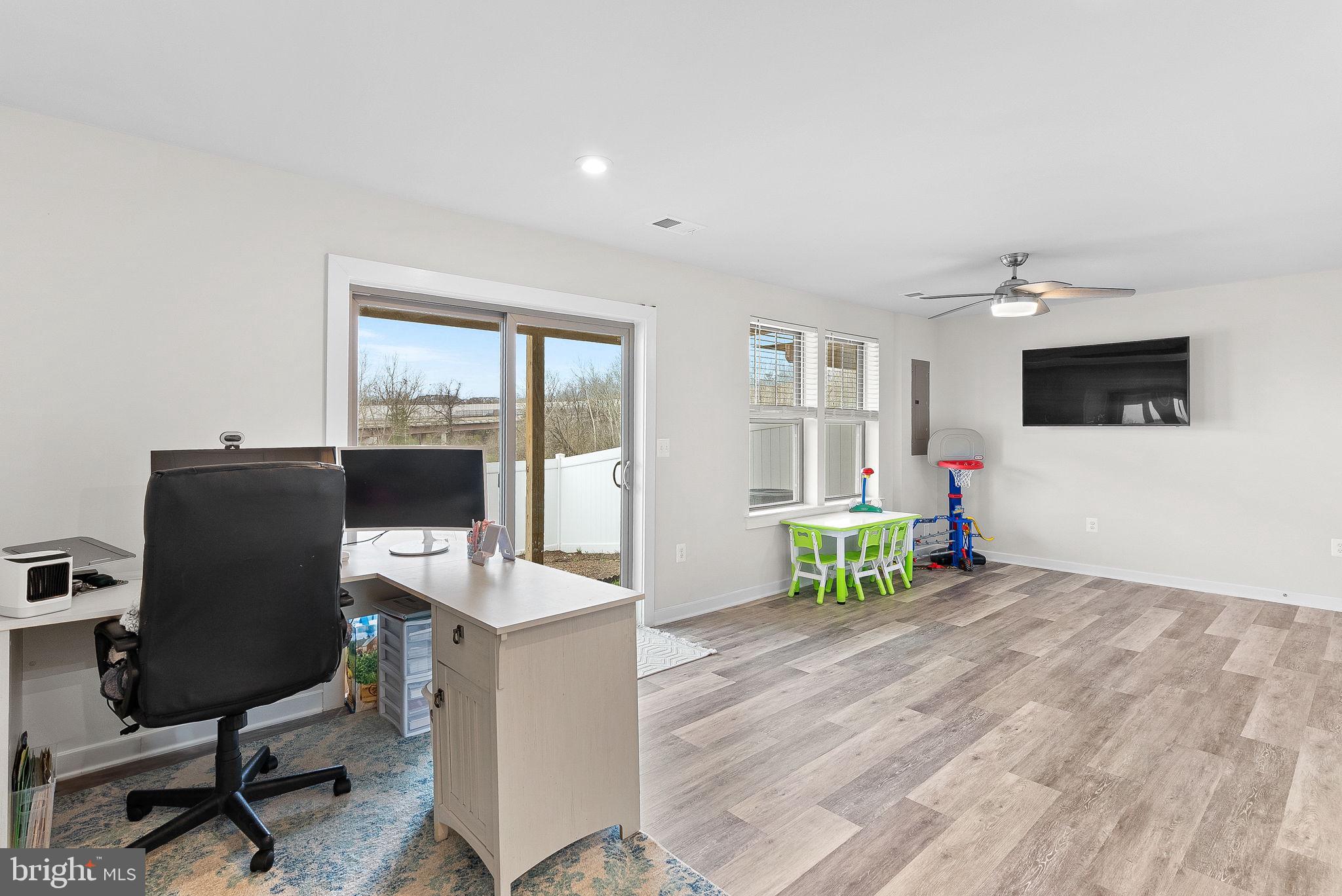 TUSCARORA VILLAGE - Residential