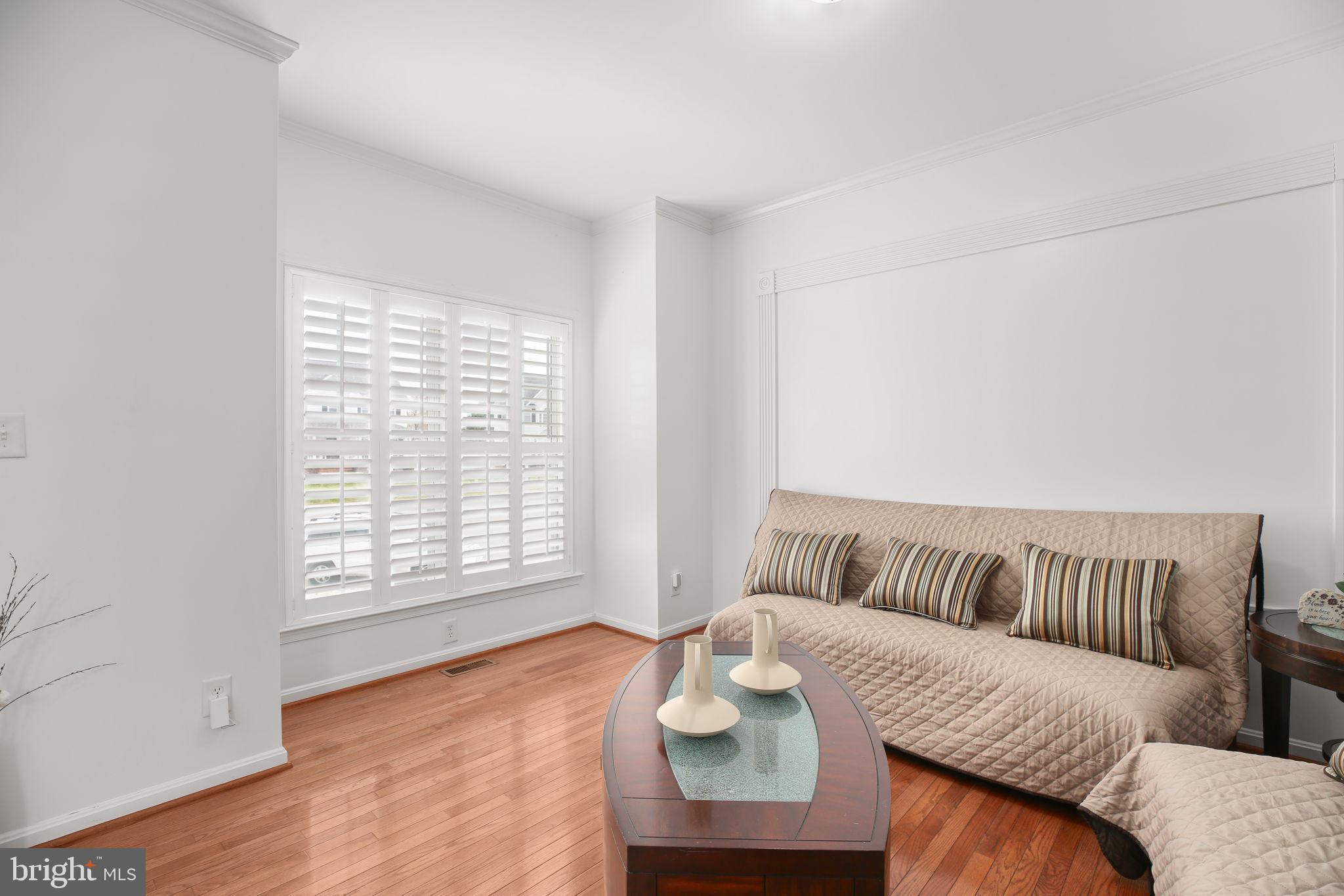 RIVER CLUB - Residential