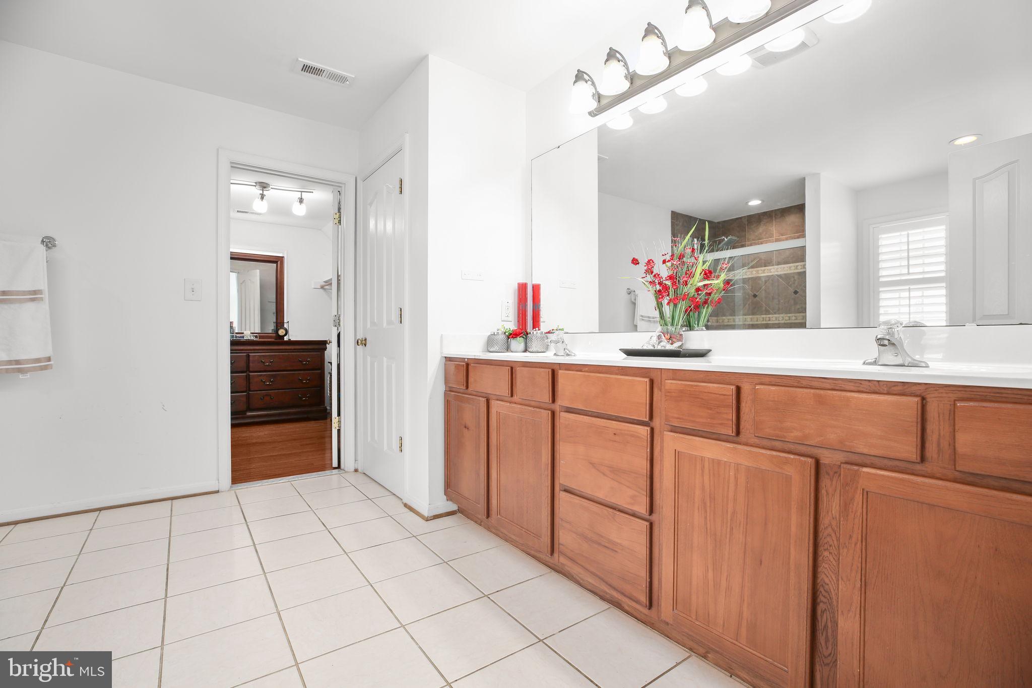 RIVER CLUB - Residential