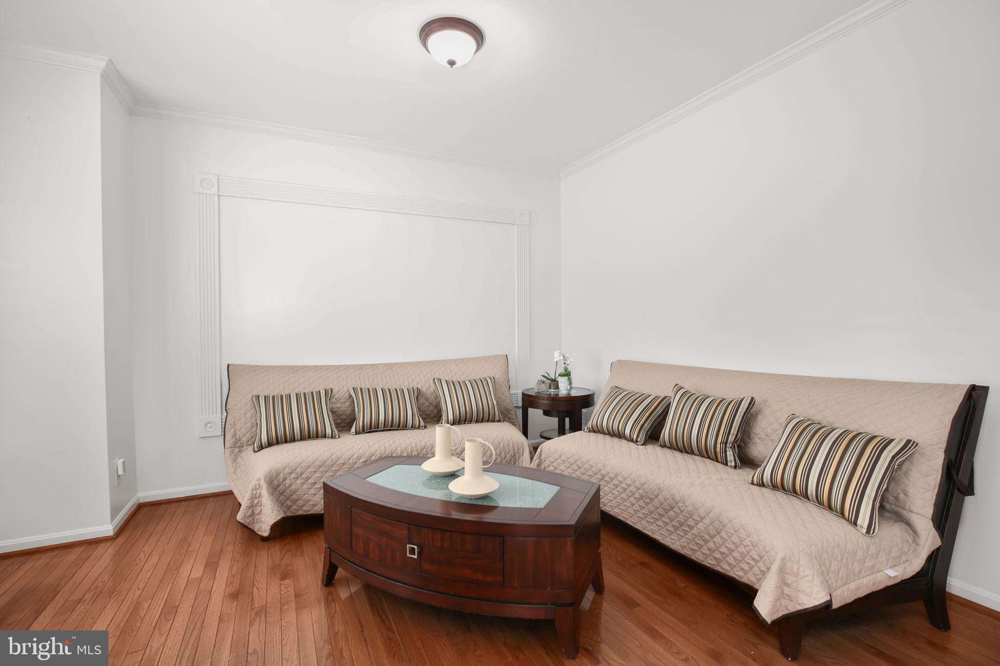 RIVER CLUB - Residential