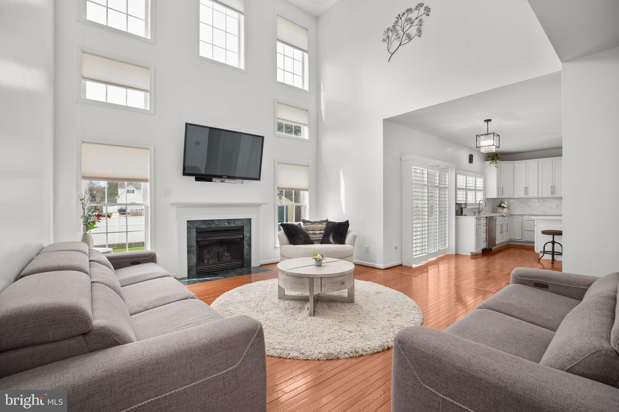 RIVER CLUB - Residential