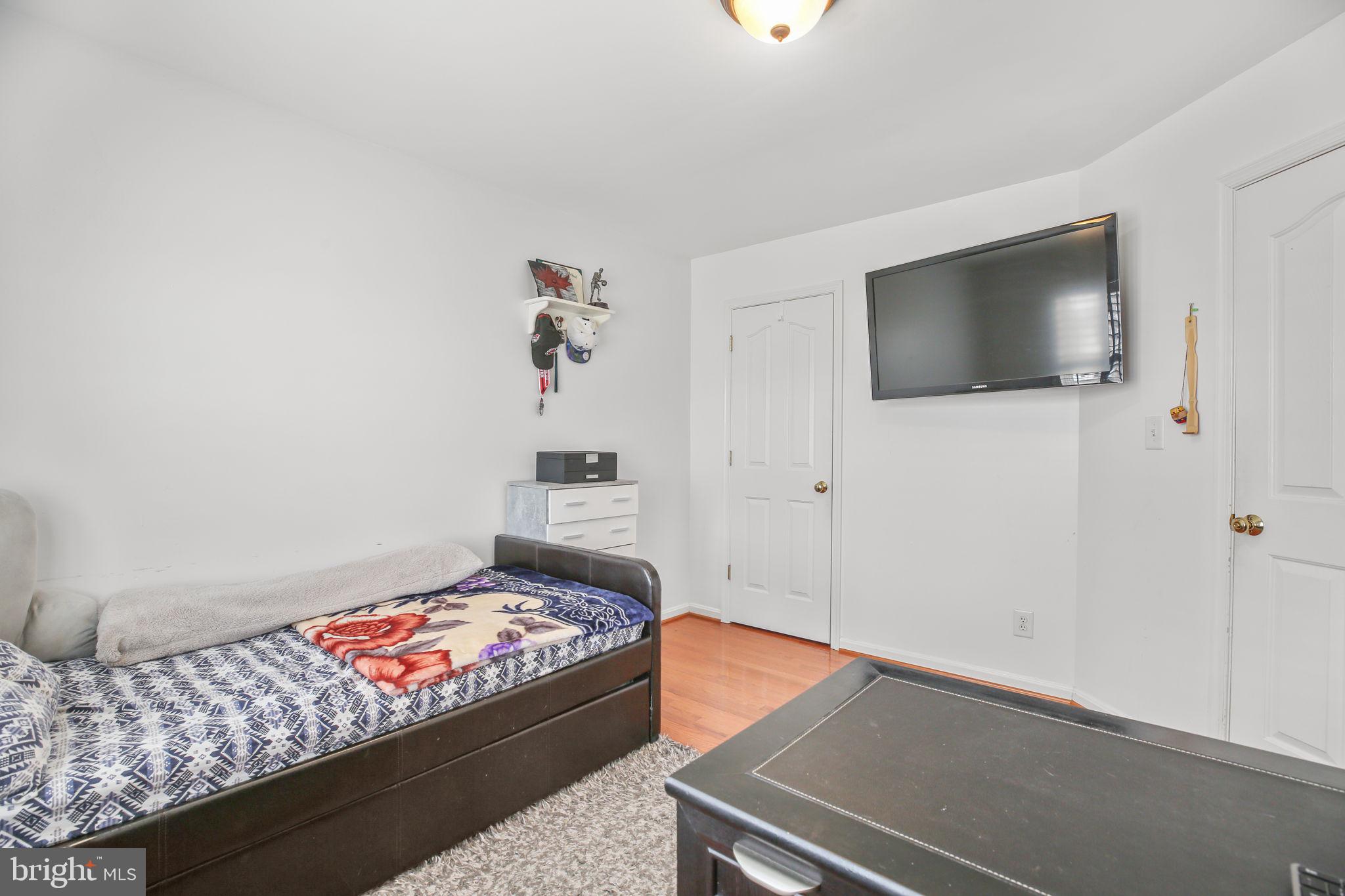 RIVER CLUB - Residential