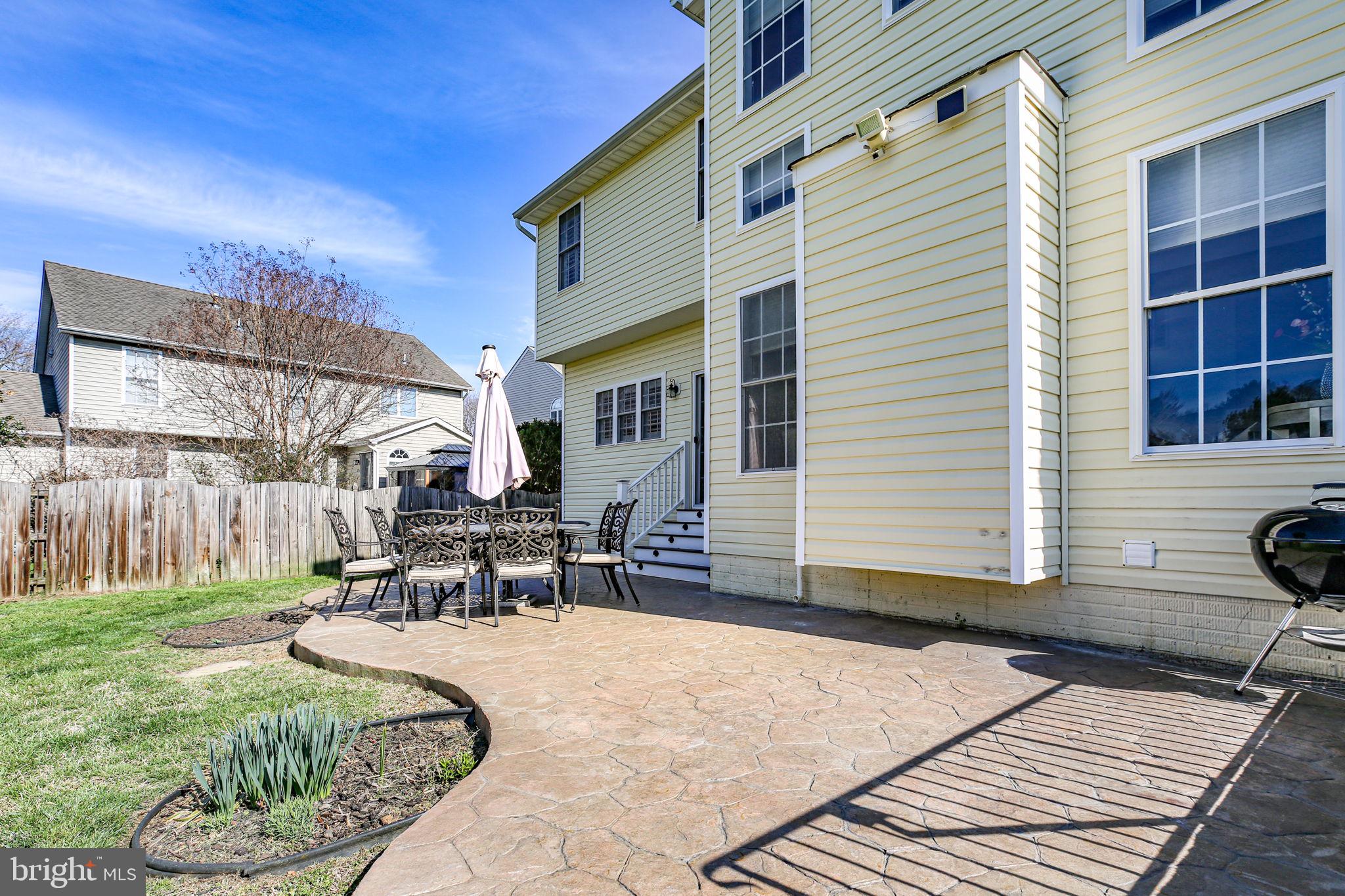 RIVER CLUB - Residential