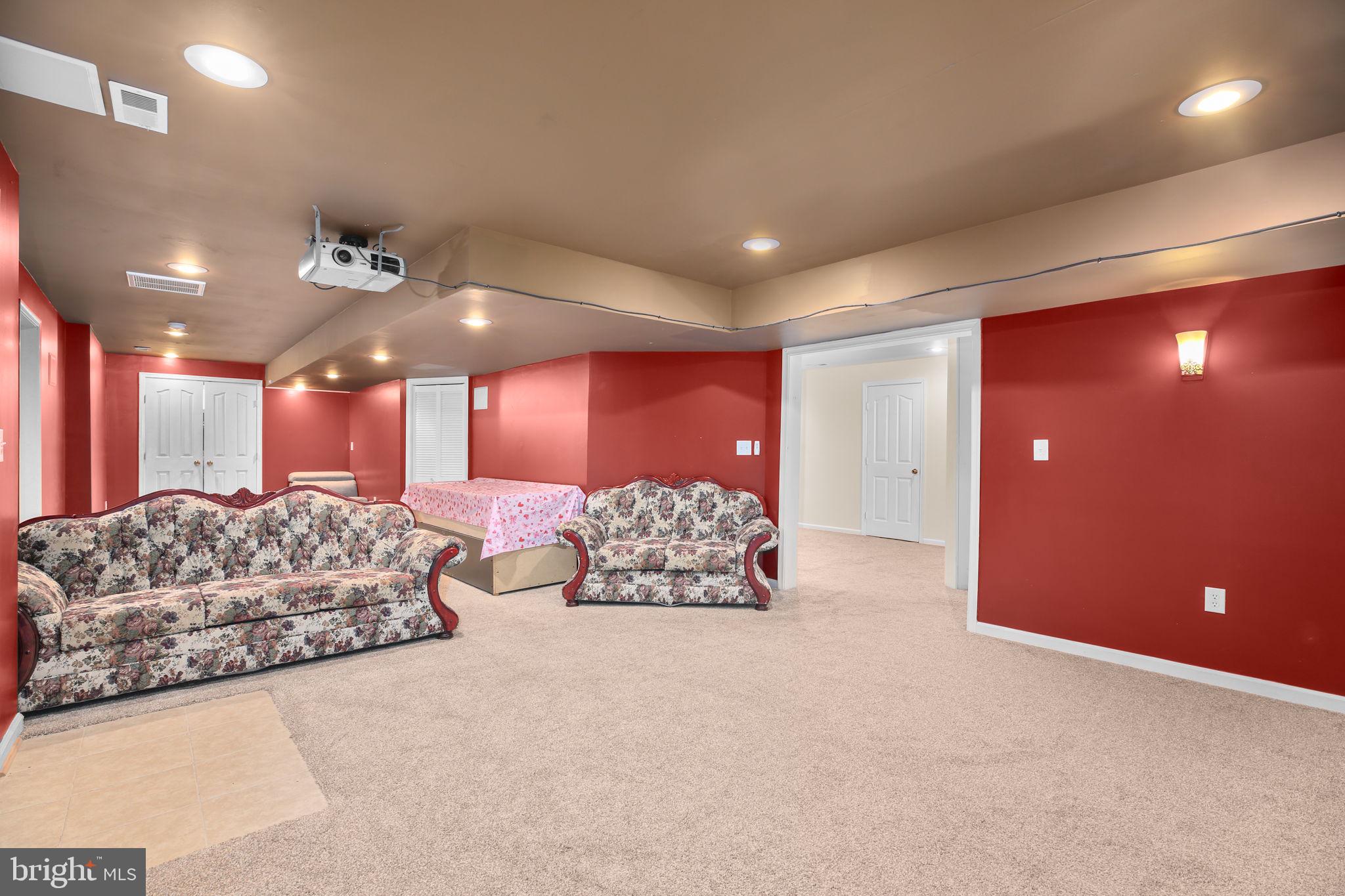 RIVER CLUB - Residential