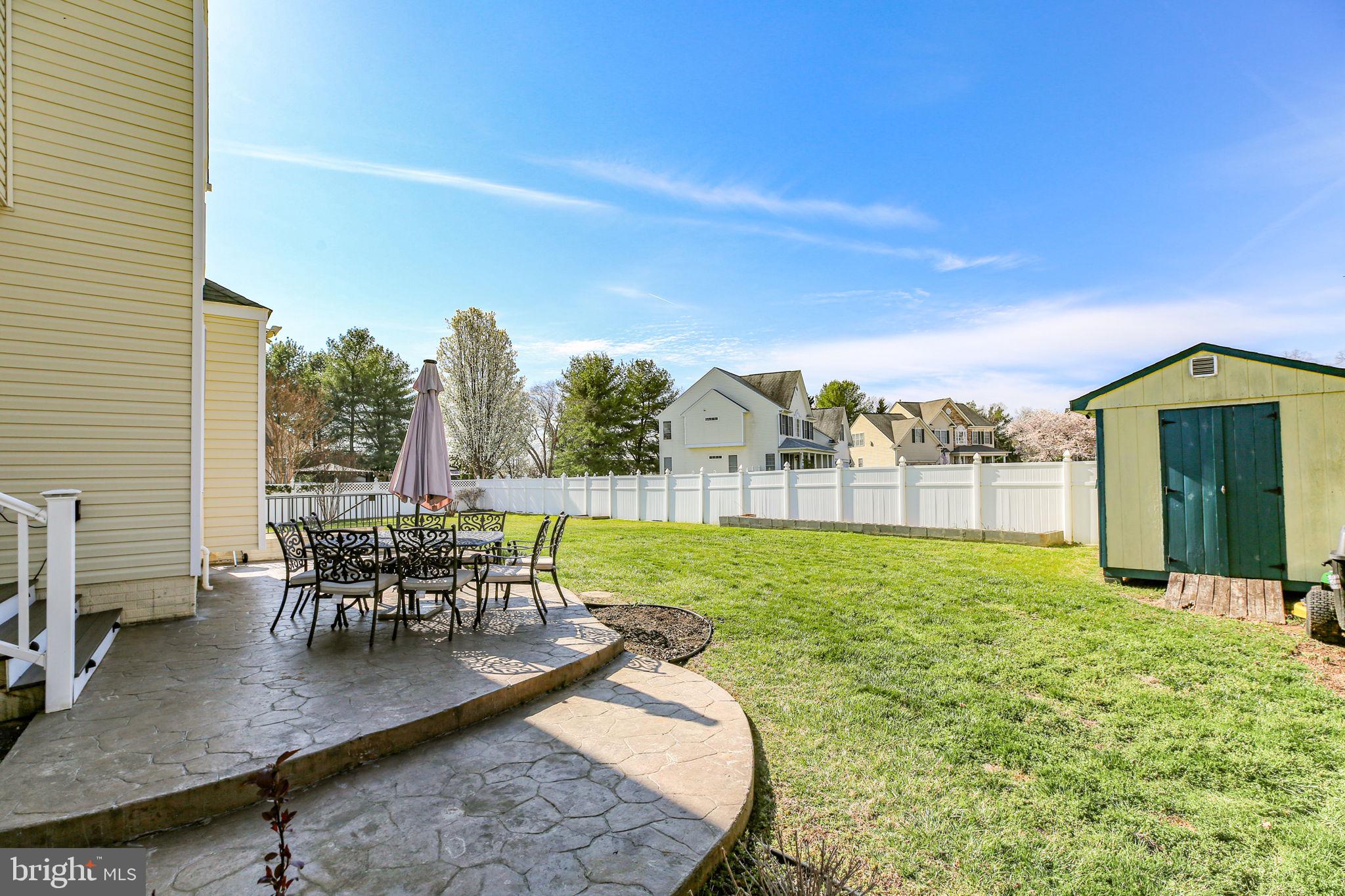 RIVER CLUB - Residential