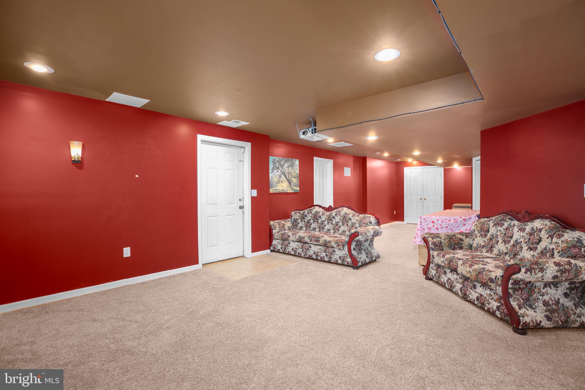 RIVER CLUB - Residential