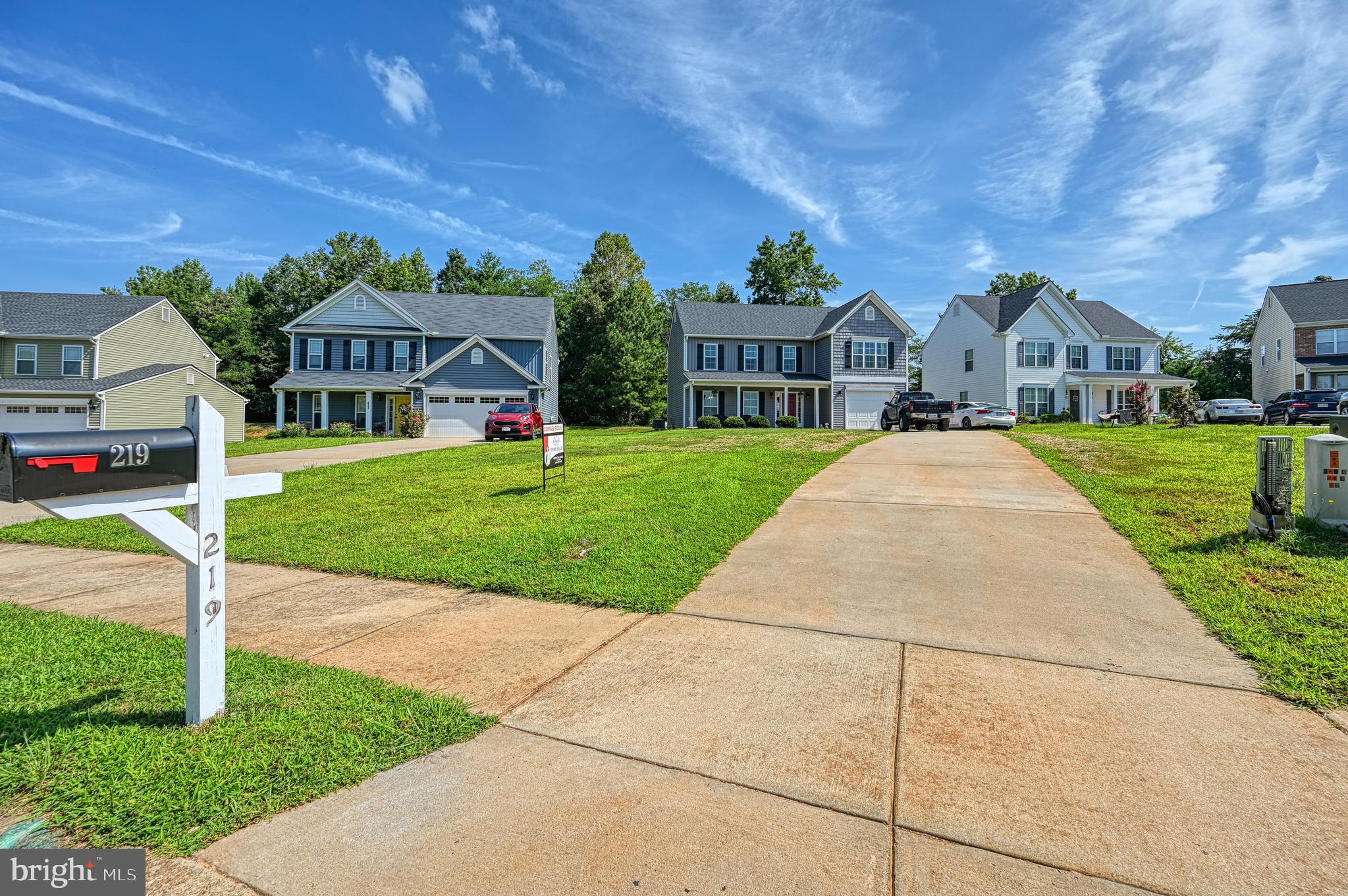 219 CARDINAL ROAD