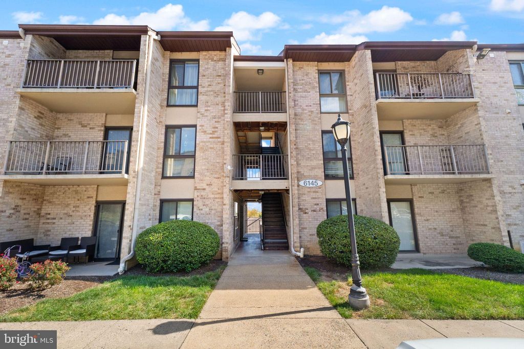 Photo of 6145 Edsall Road #I, ALEXANDRIA, VA 22304 (MLS # VAAX2050548)