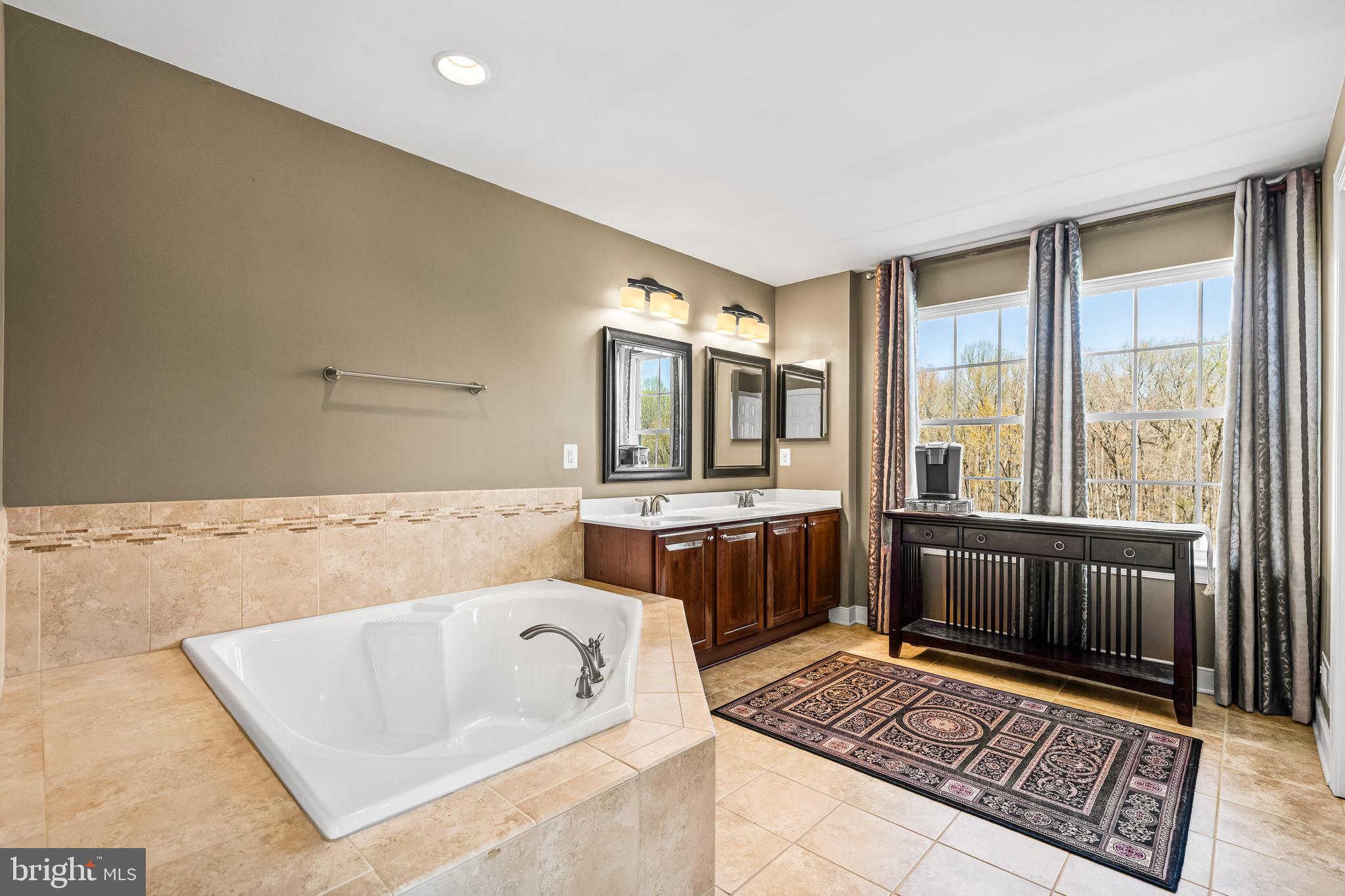 ANTEGO WOODS - Residential