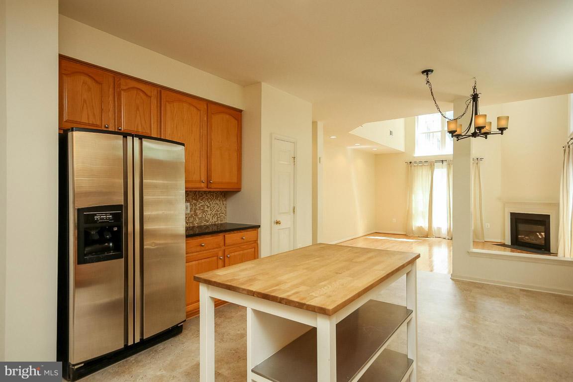 RIVER OAKS - Residential