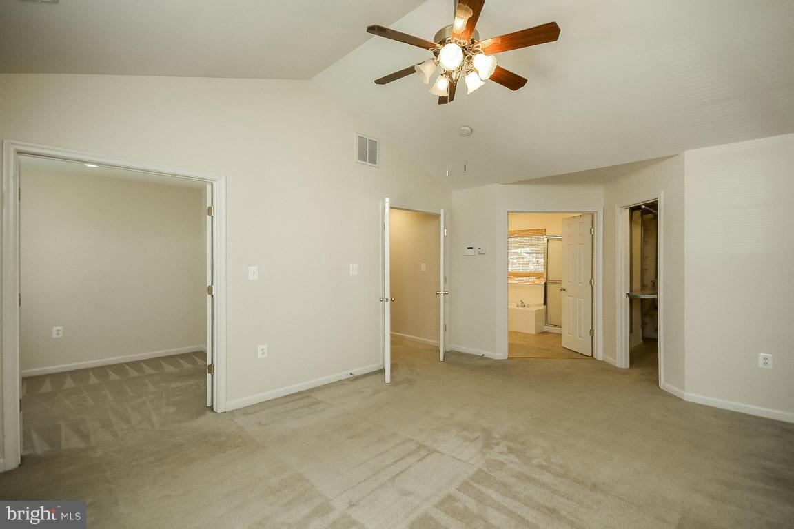 RIVER OAKS - Residential