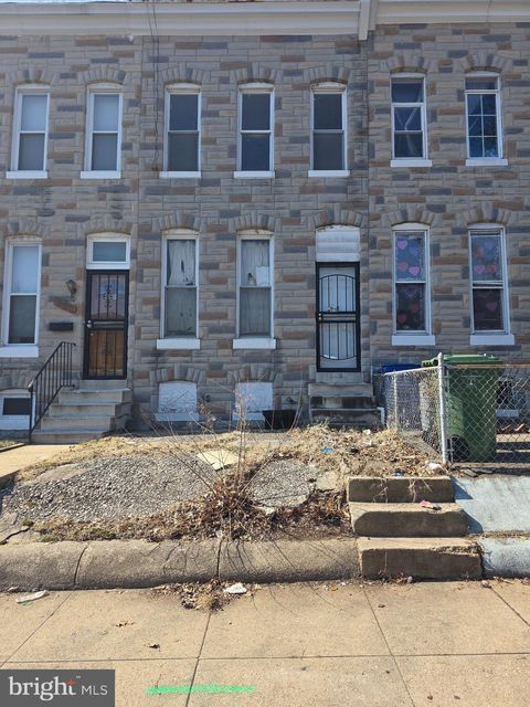 Photo of 208 S Catherine Street, BALTIMORE, MD 21223 (MLS # MDBA2205982)