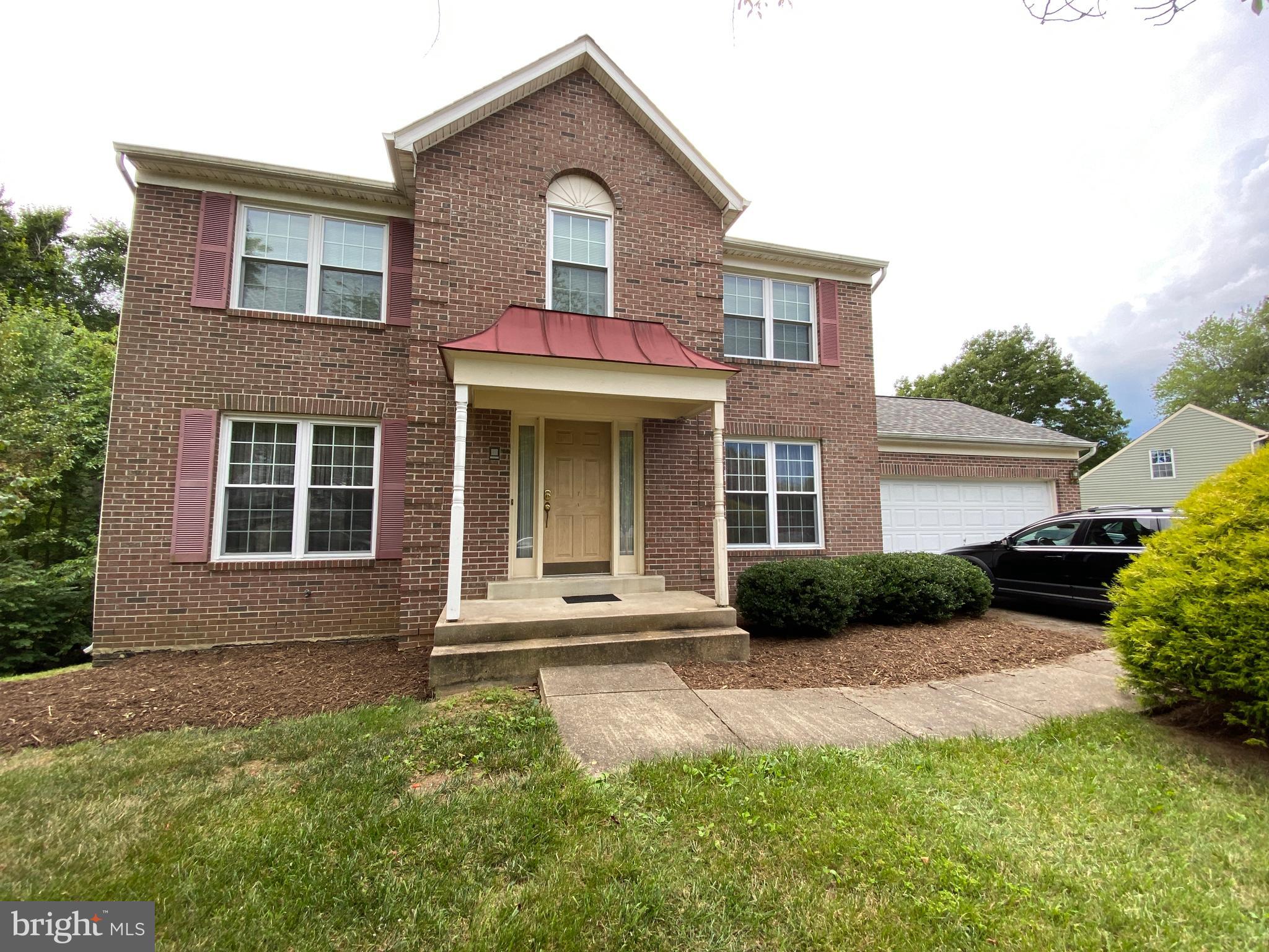 ASHFORD OAKS - Residential