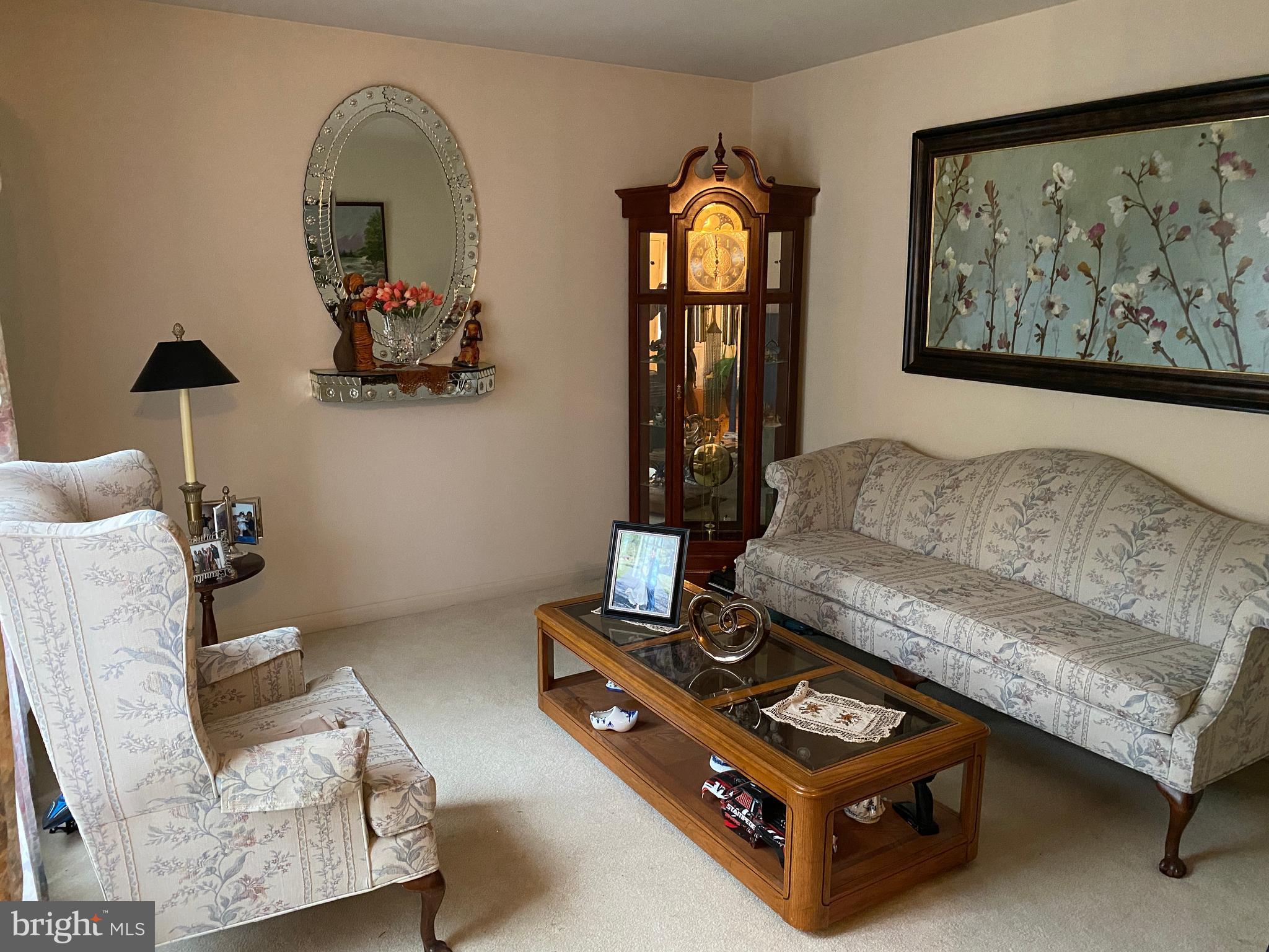 ASHFORD OAKS - Residential