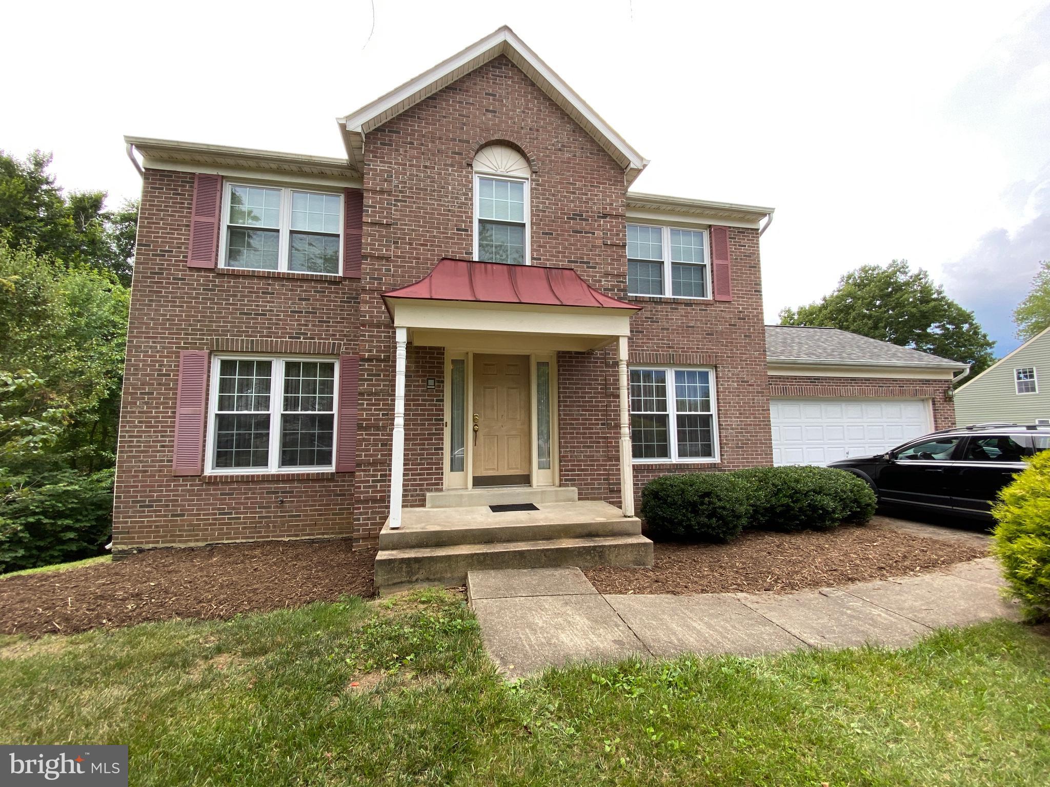 ASHFORD OAKS - Residential