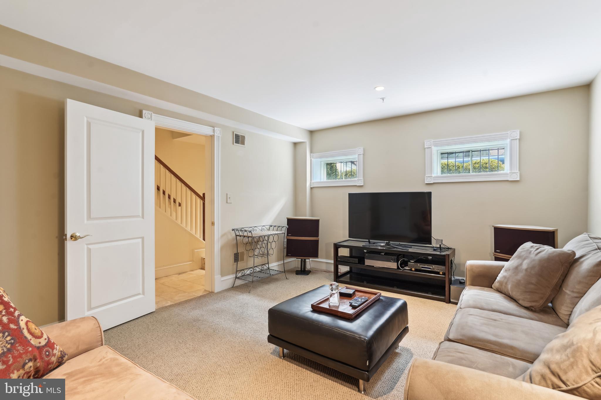 BACKYARD BOATS - Residential