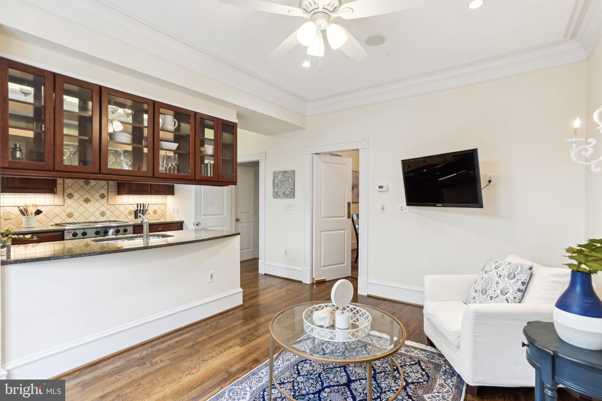 BACKYARD BOATS - Residential