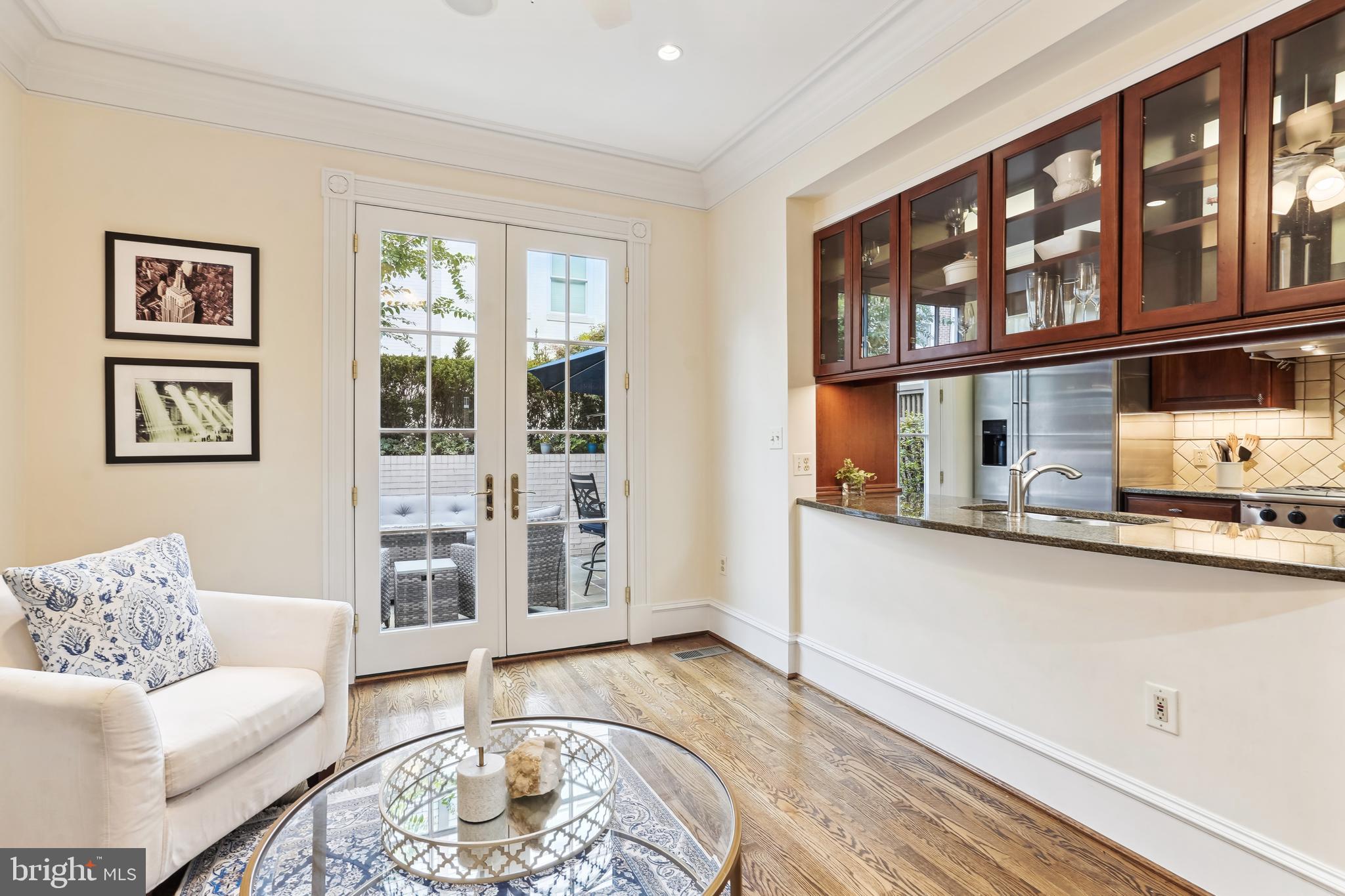 BACKYARD BOATS - Residential