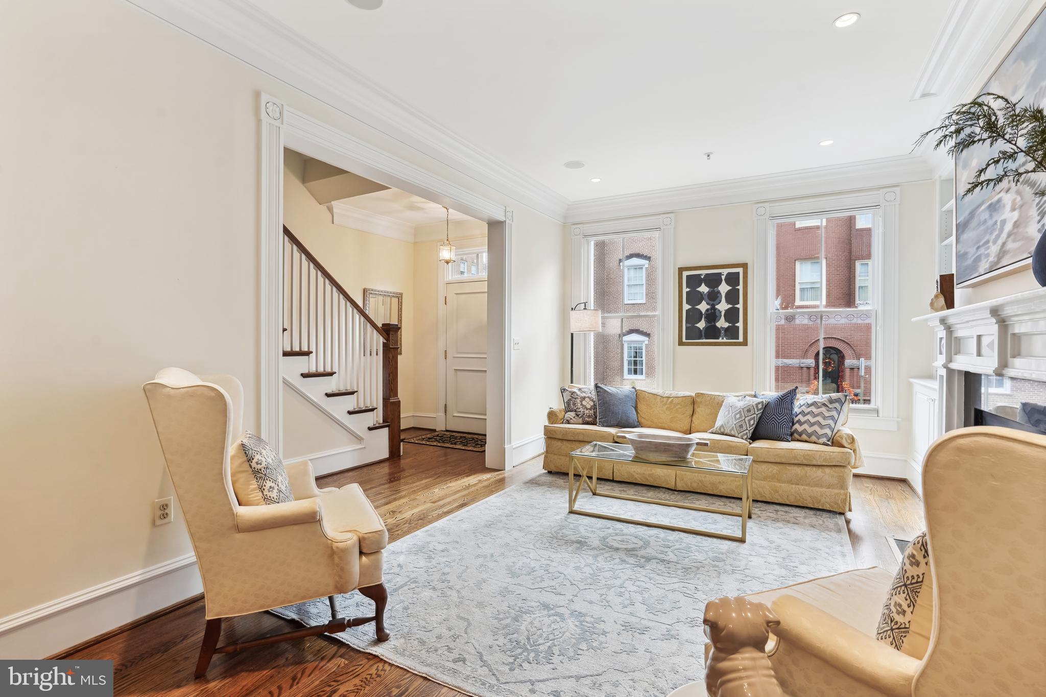 BACKYARD BOATS - Residential