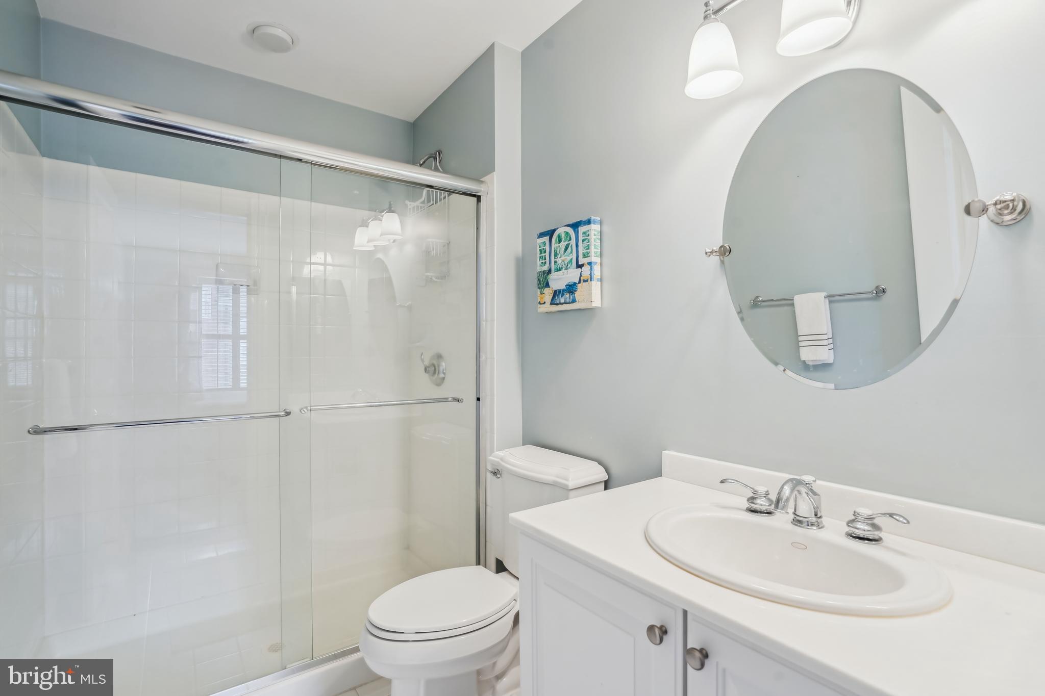 BACKYARD BOATS - Residential