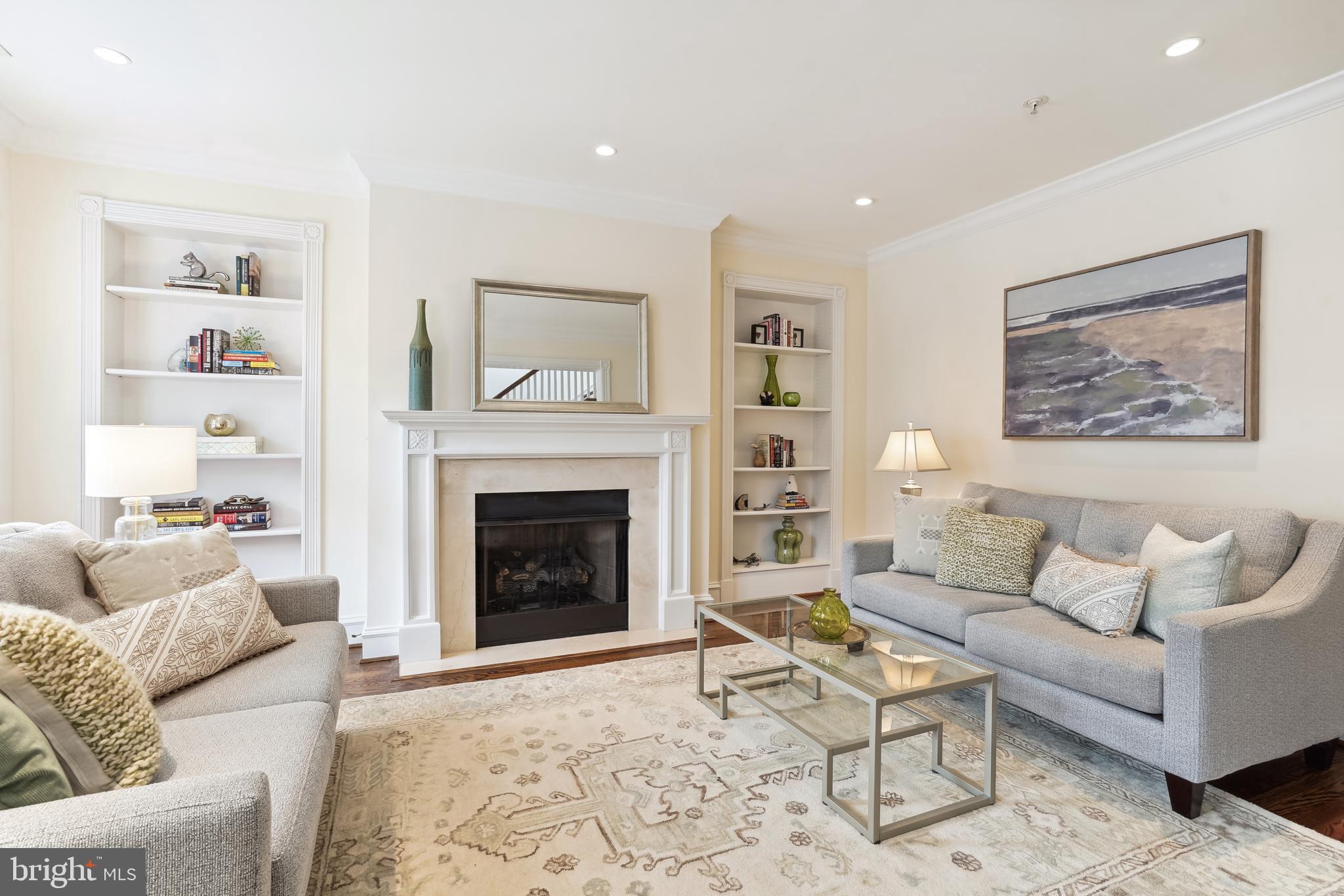 BACKYARD BOATS - Residential