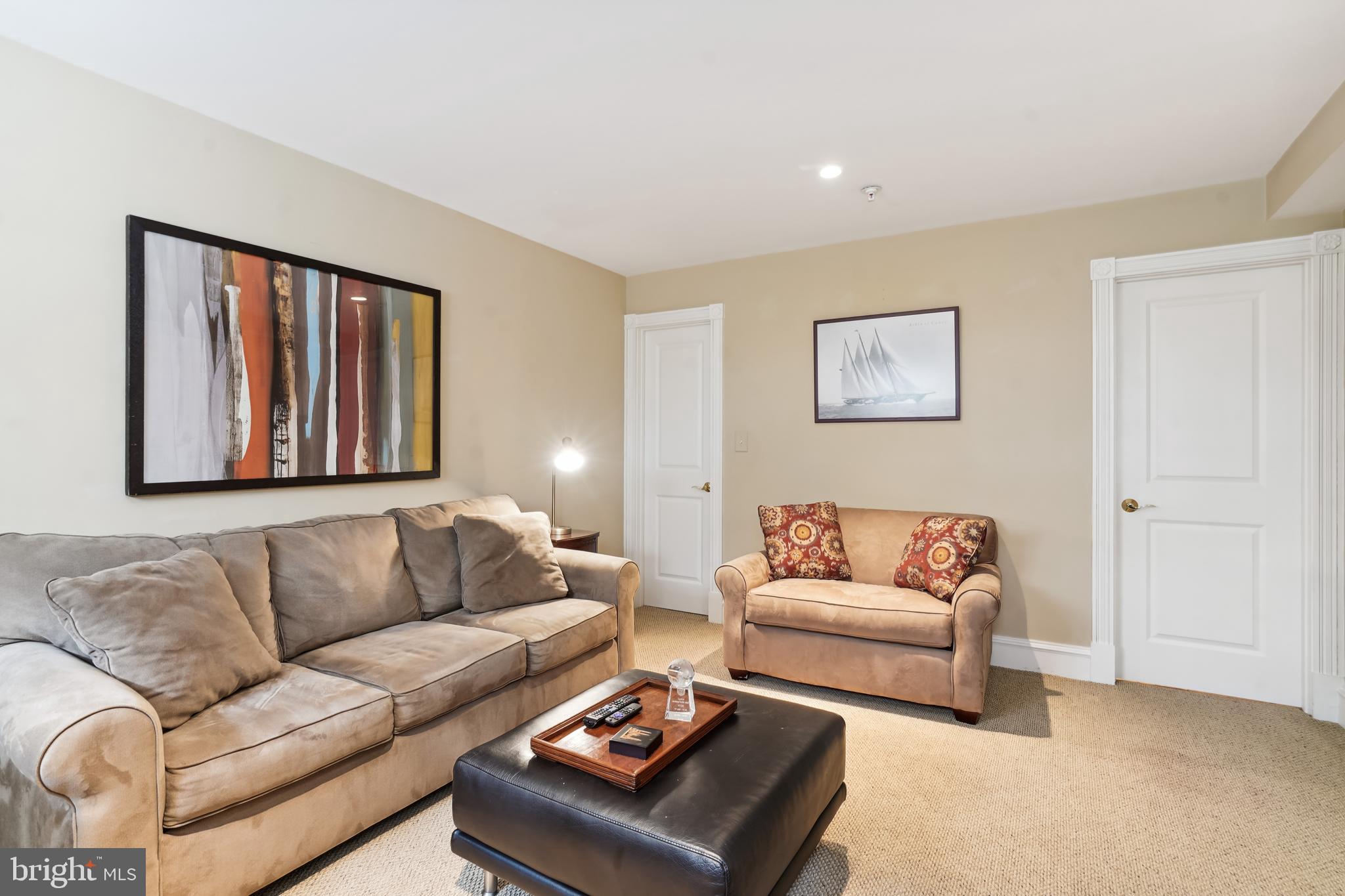 BACKYARD BOATS - Residential