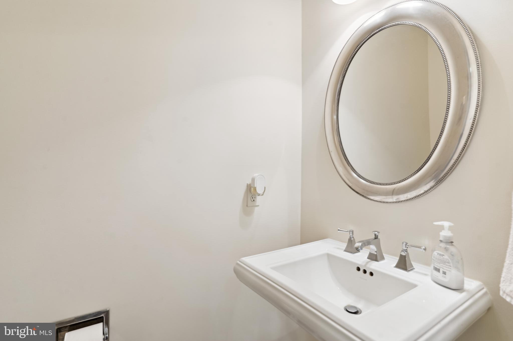 BACKYARD BOATS - Residential