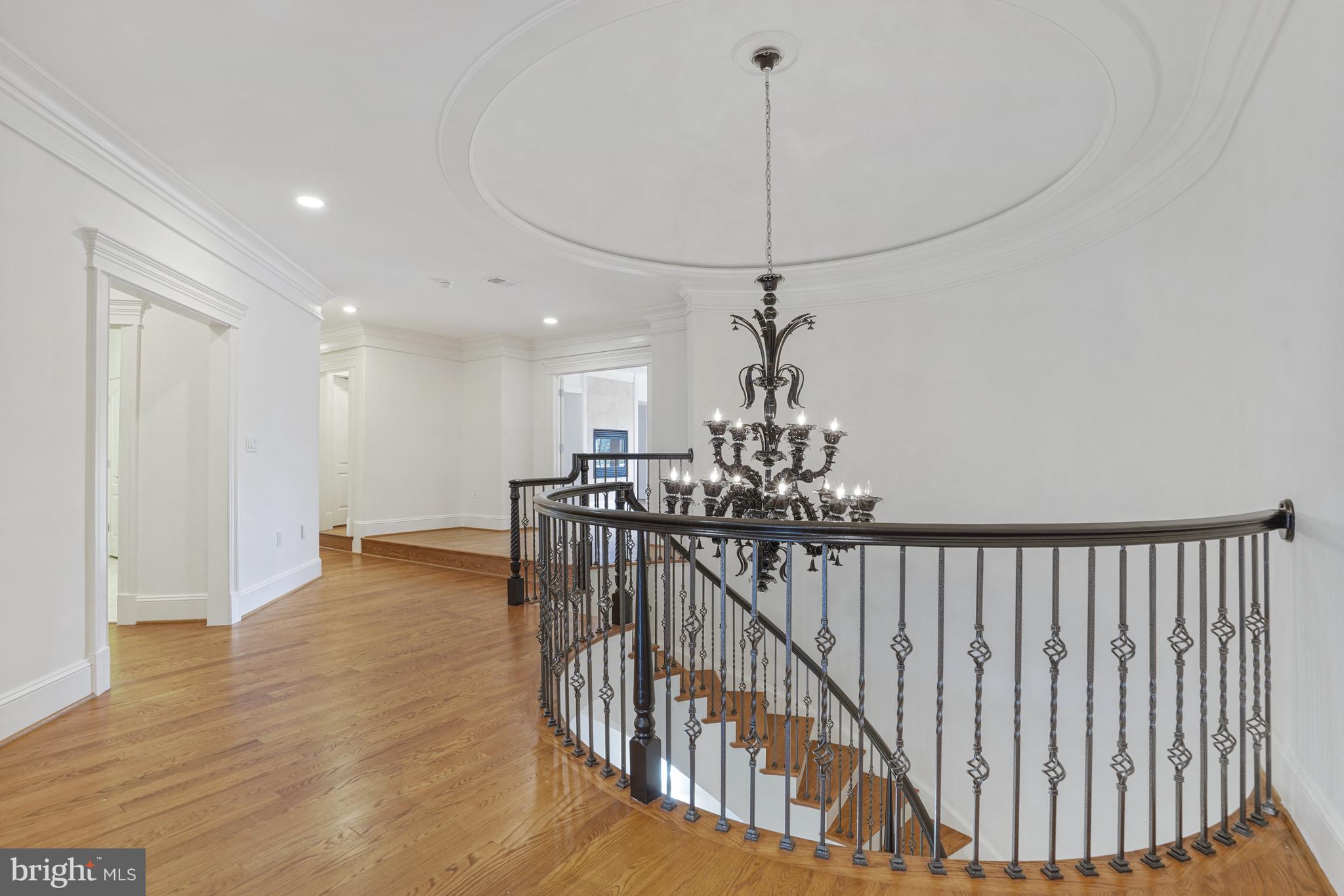 LANGLEY FOREST - Residential