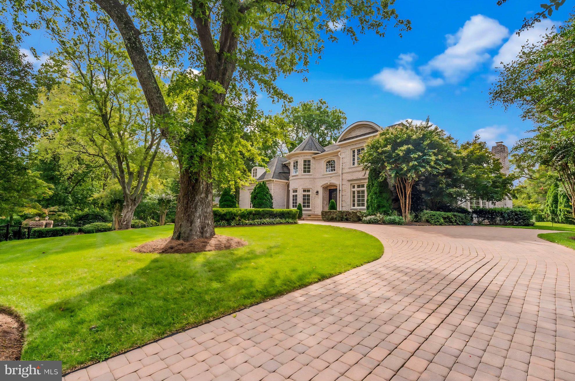 LANGLEY FOREST - Residential