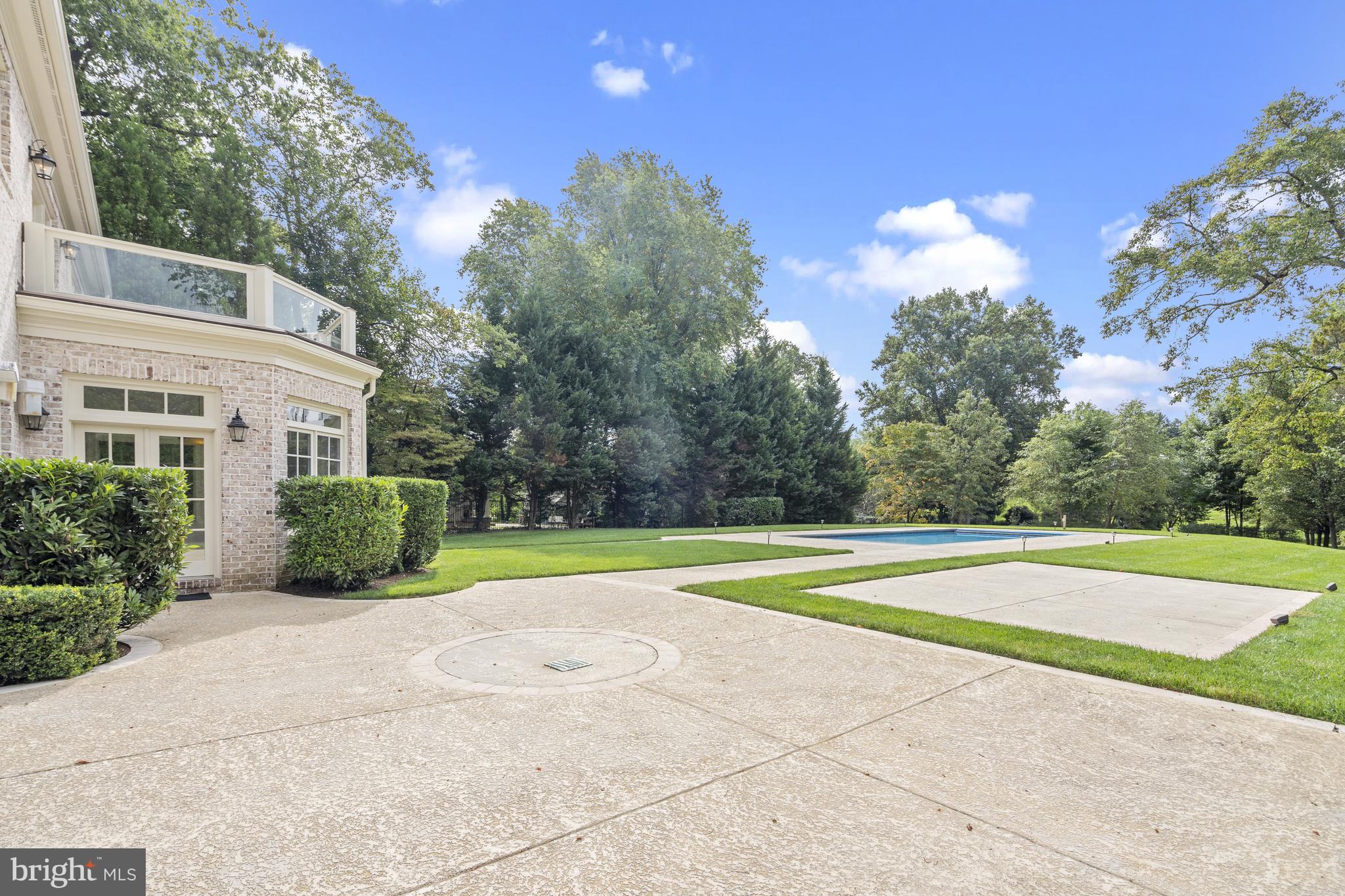 LANGLEY FOREST - Residential