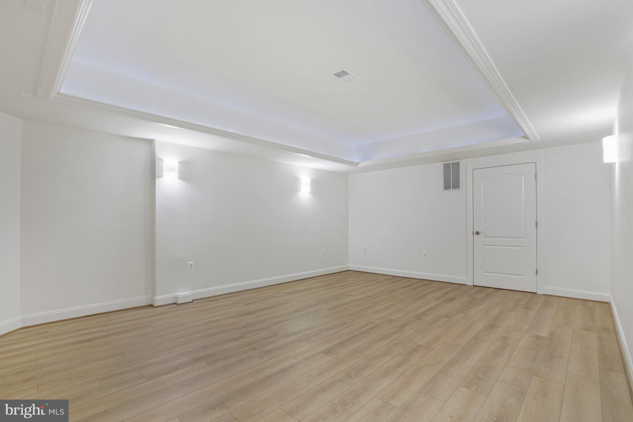 LANGLEY FOREST - Residential