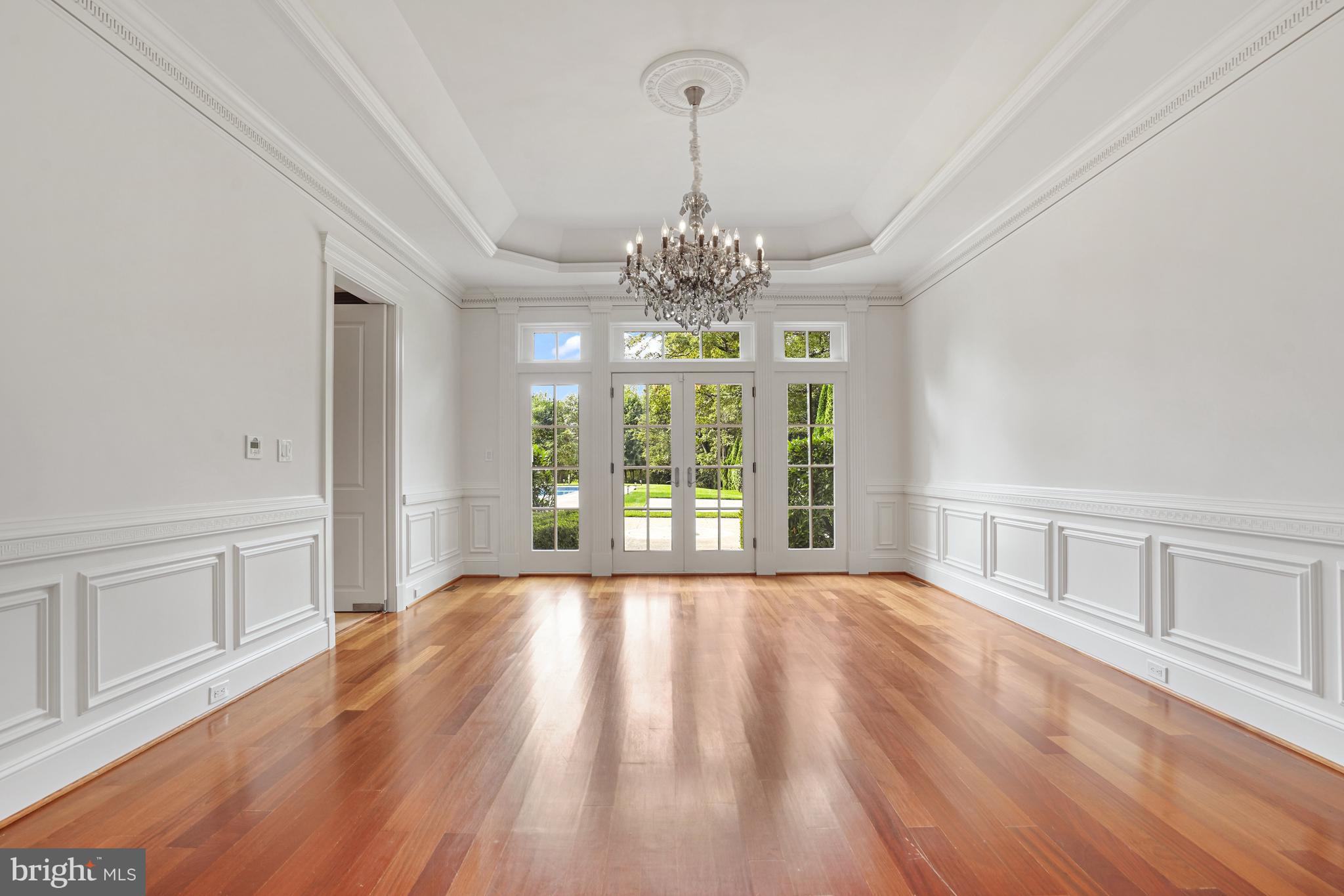 LANGLEY FOREST - Residential