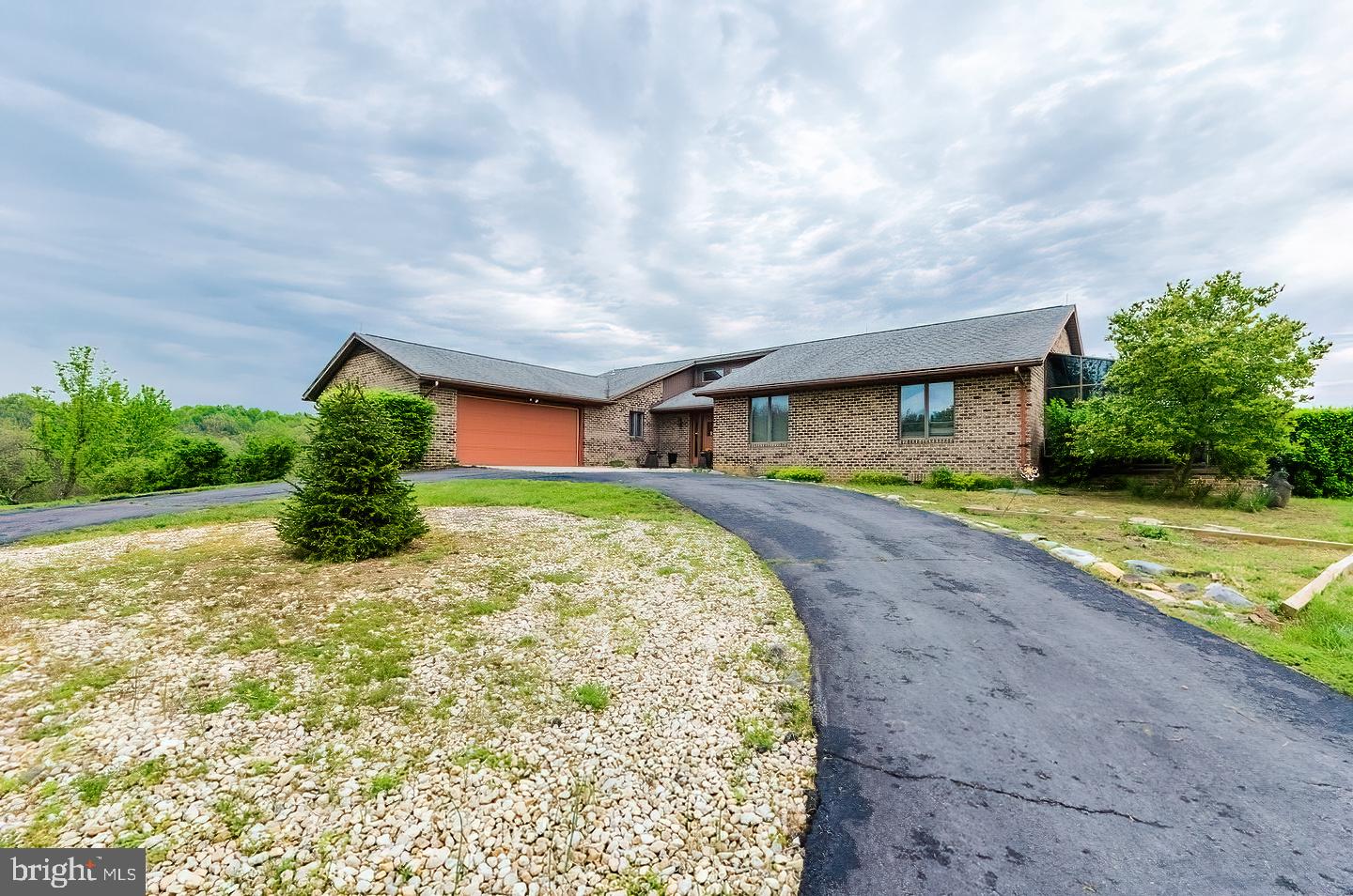 VALLEY VIEW - Residential