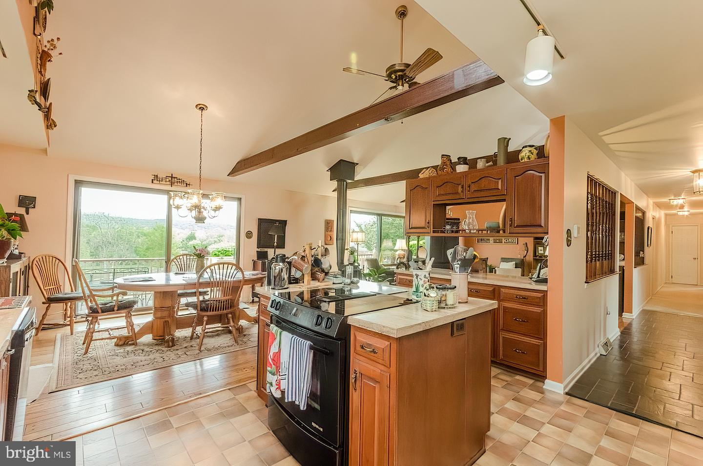 VALLEY VIEW - Residential