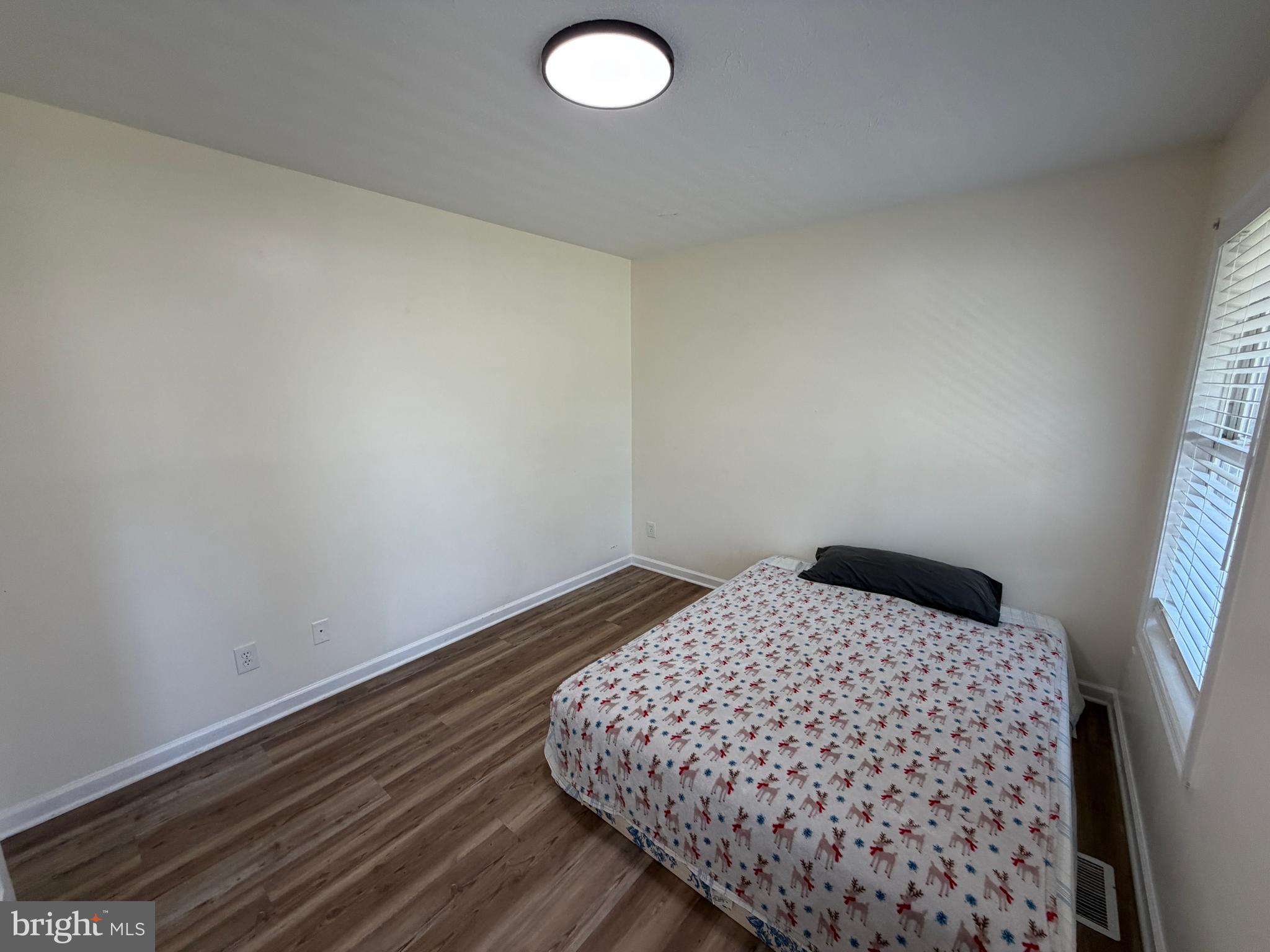 WOODRIDGE - Residential