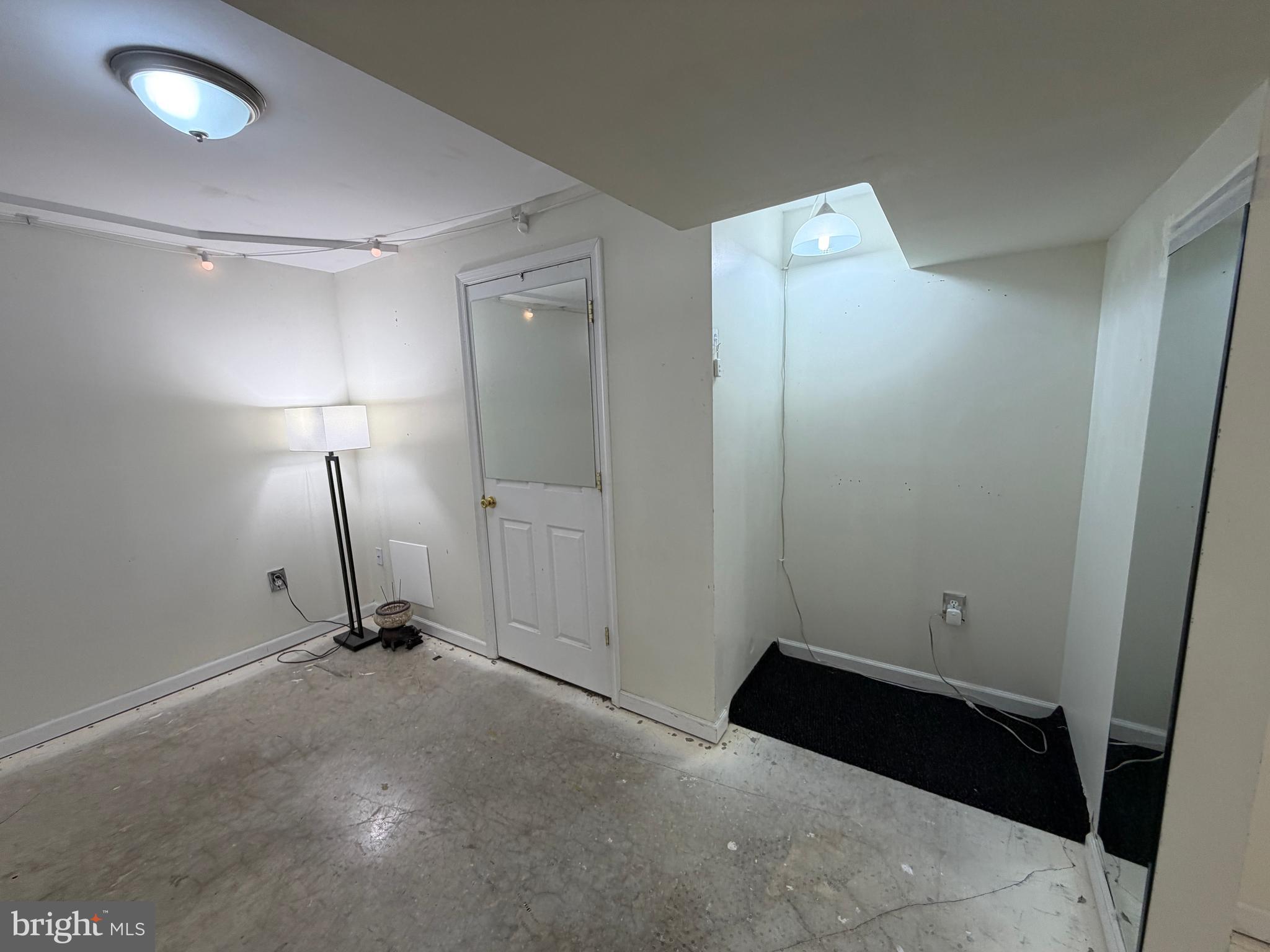 WOODRIDGE - Residential