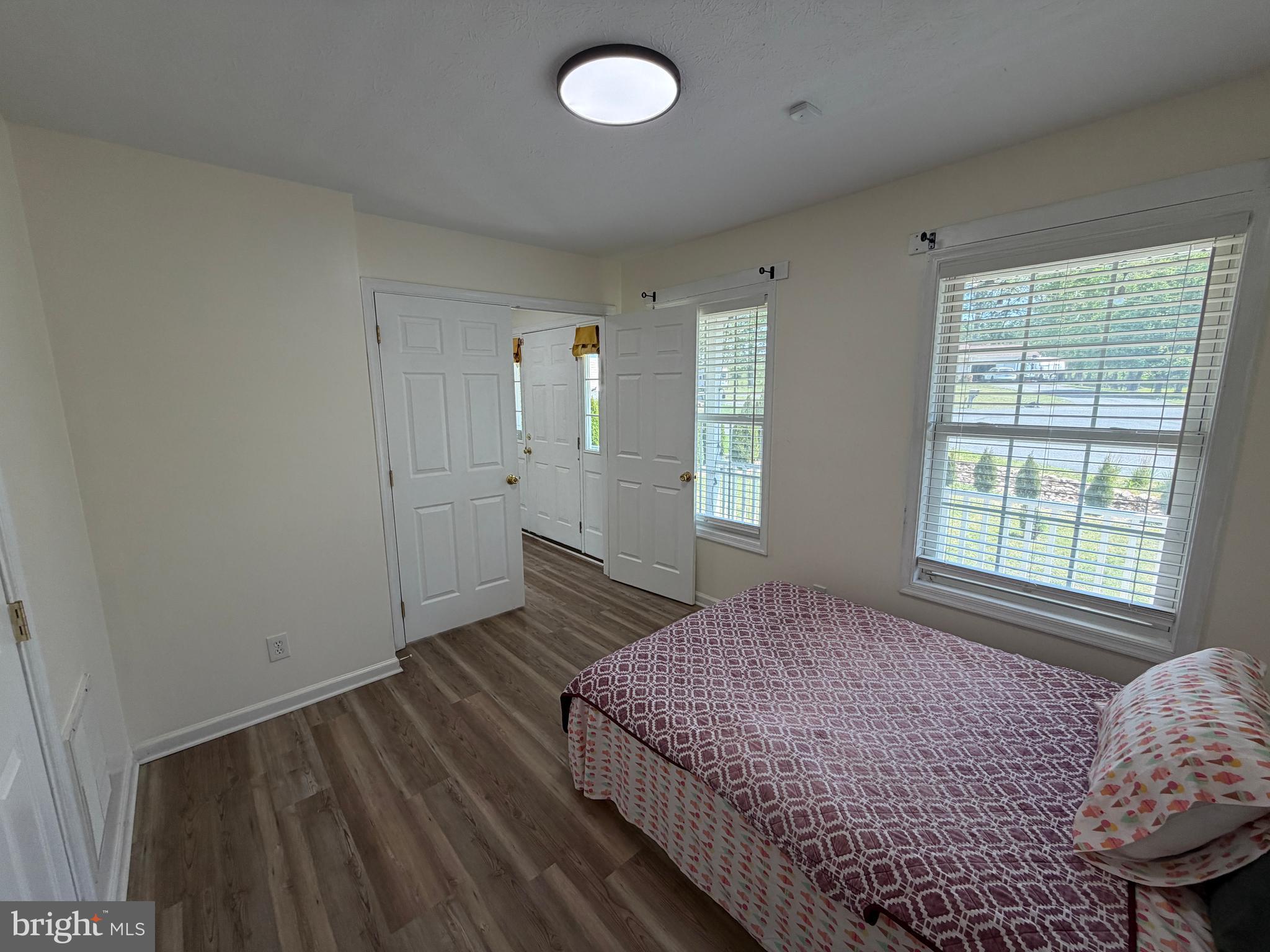 WOODRIDGE - Residential