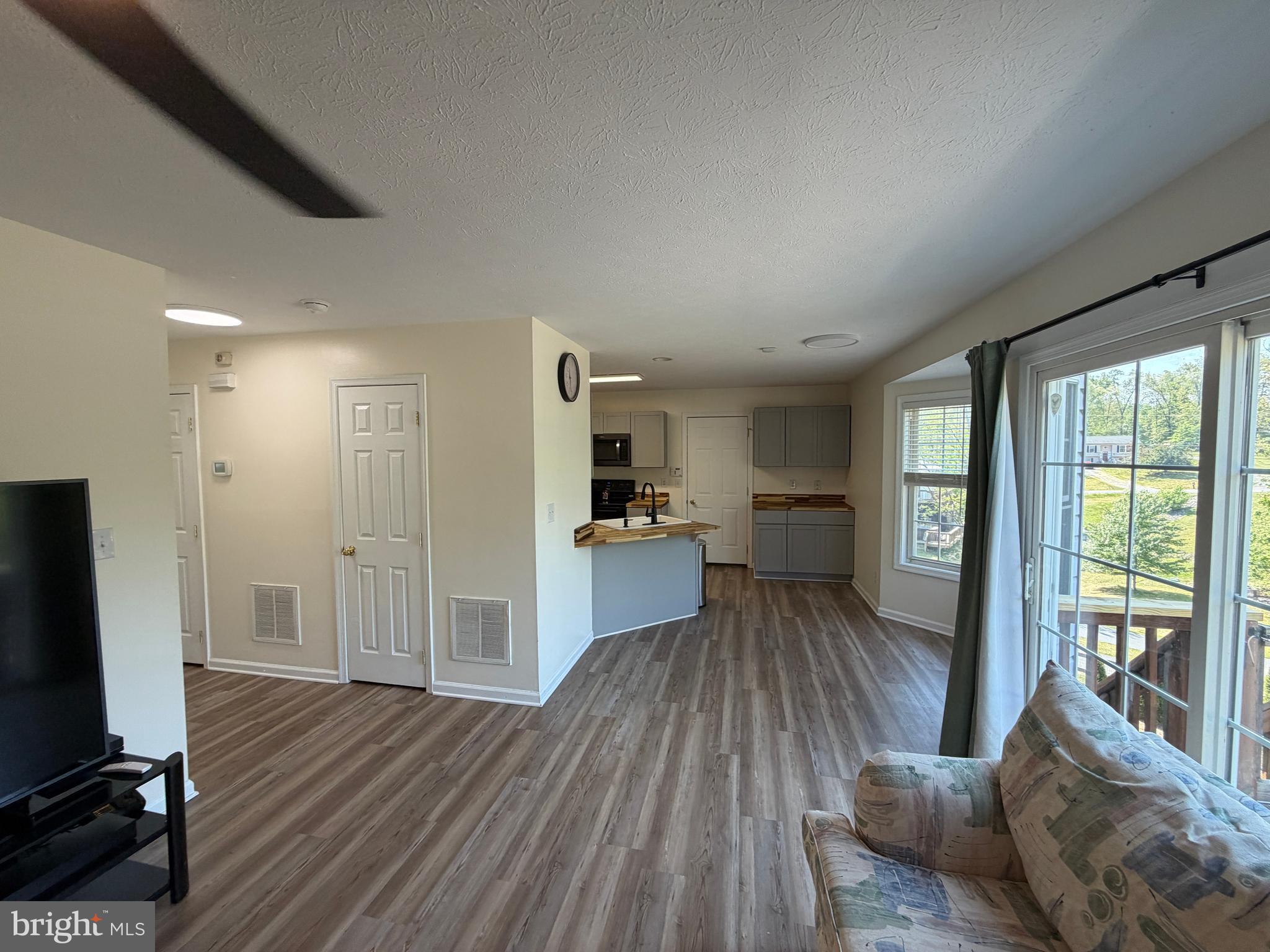 WOODRIDGE - Residential