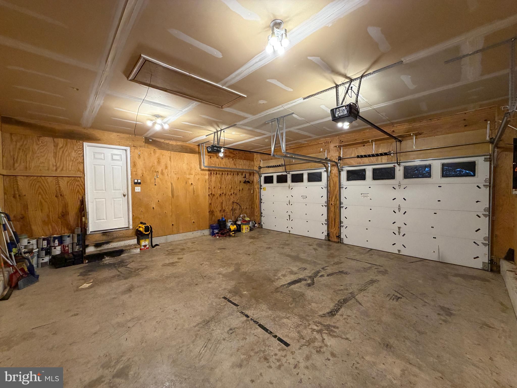 WOODRIDGE - Residential