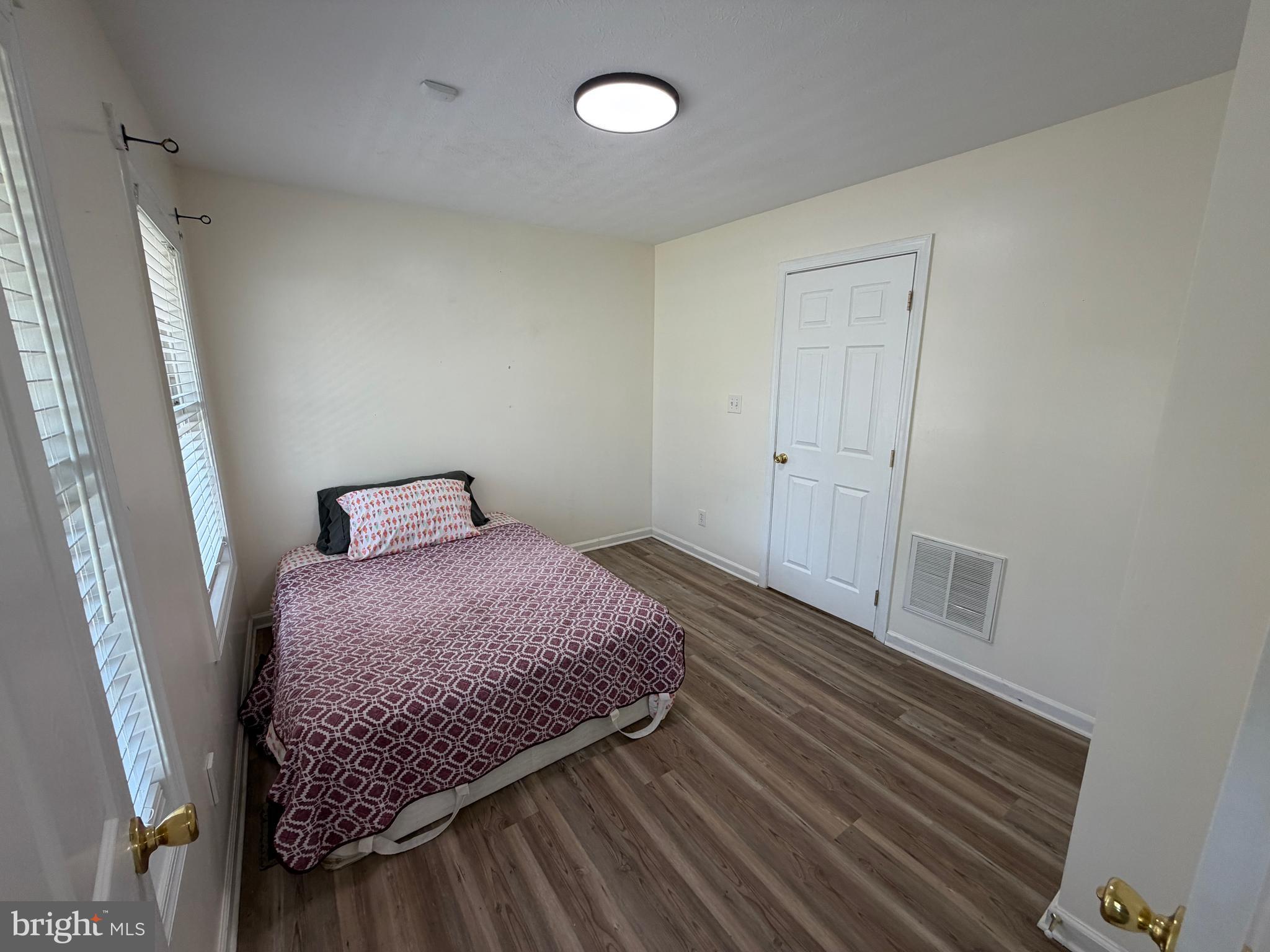 WOODRIDGE - Residential