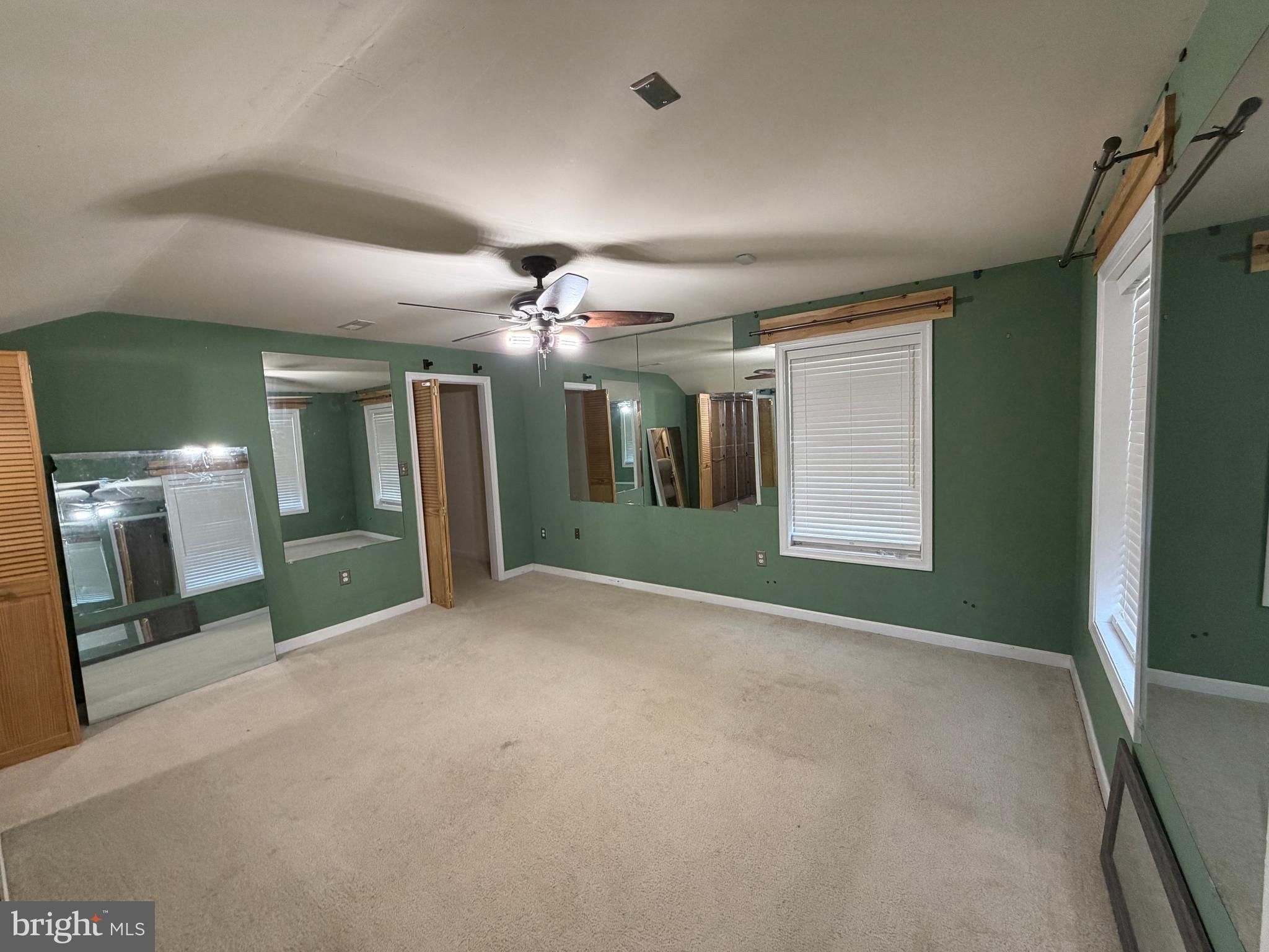 WOODRIDGE - Residential